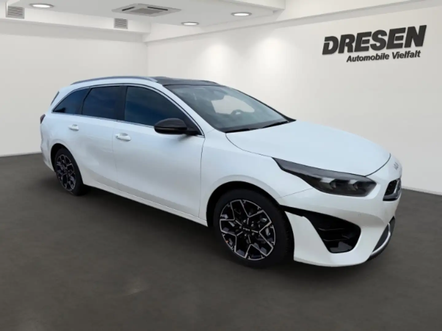 Kia Ceed SW / cee'd SW GT-LINE 1.5 NAVI,KAMERA,CARPLAY,SITZHZG Weiß - 2