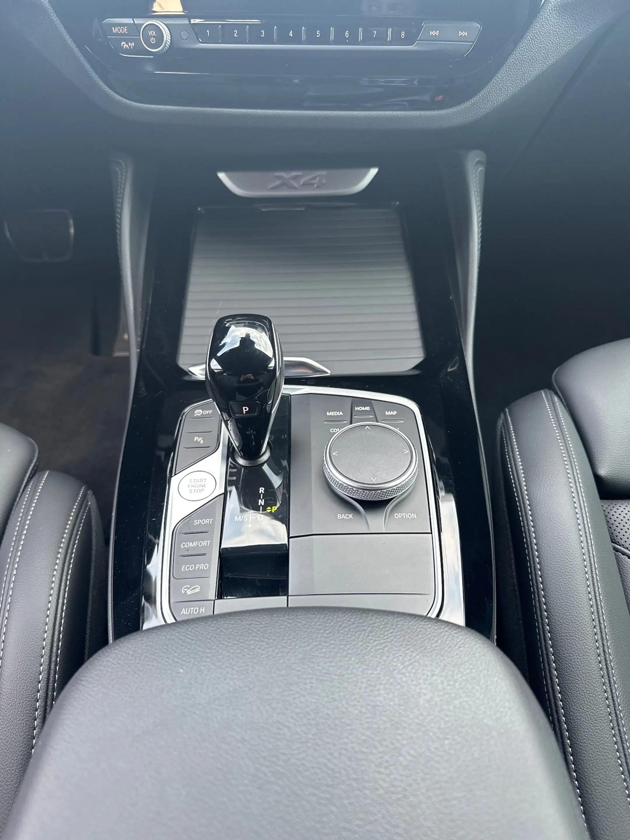 BMW X4 xDrive20d M-Sport NAV+LED+AHK++20ZOLL+KAMERA+1HD — photo 17
