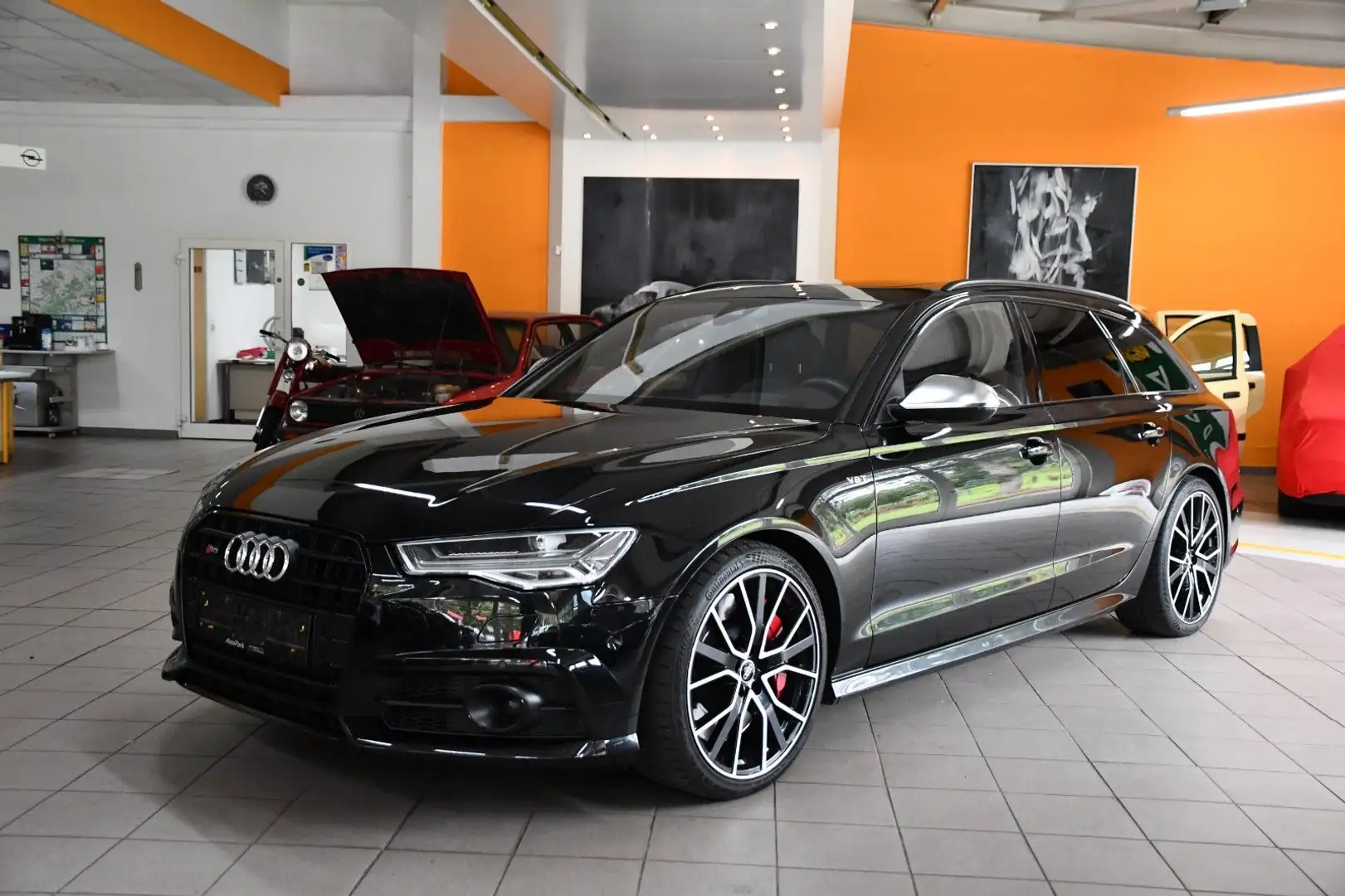 Audi S6 Avant 4.0 TFSI quattro Matrix BOSE uvm... Schwarz - 1