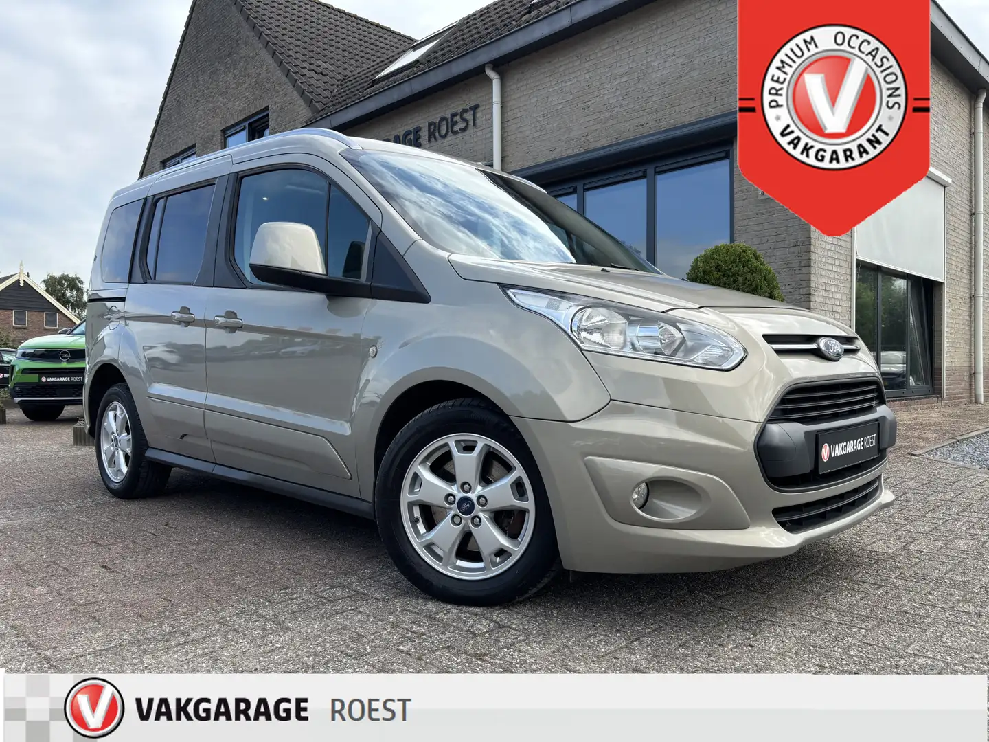 Ford Tourneo Connect Compact 1.0 Turbo Titanium Panoramadak / Parkeerse Grau - 1