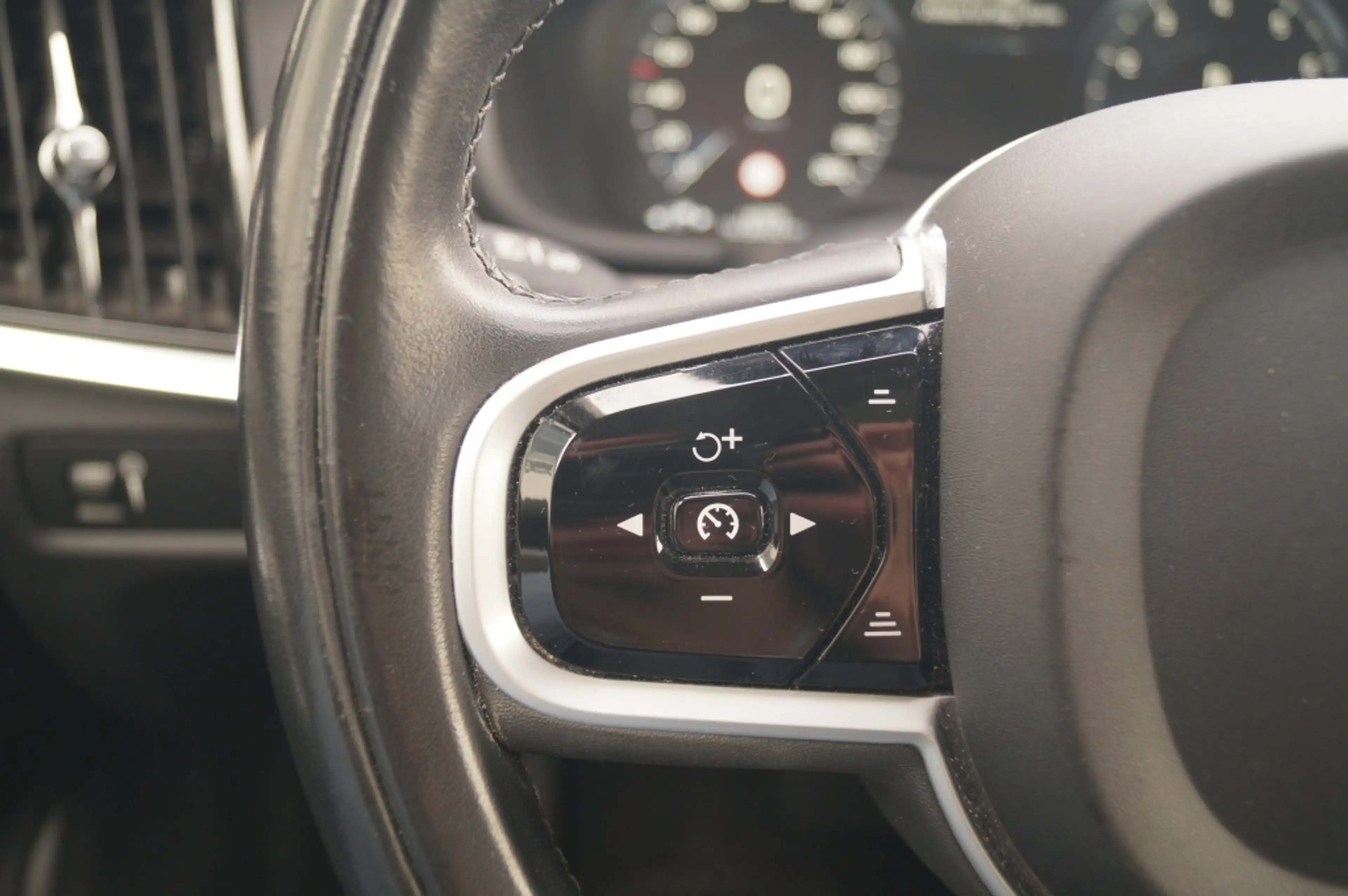 Volvo V90 Cross Country 2.0 B5 250pk AWD Pro -PANO-LEER-CAM-ECC-NAVI- — photo 25