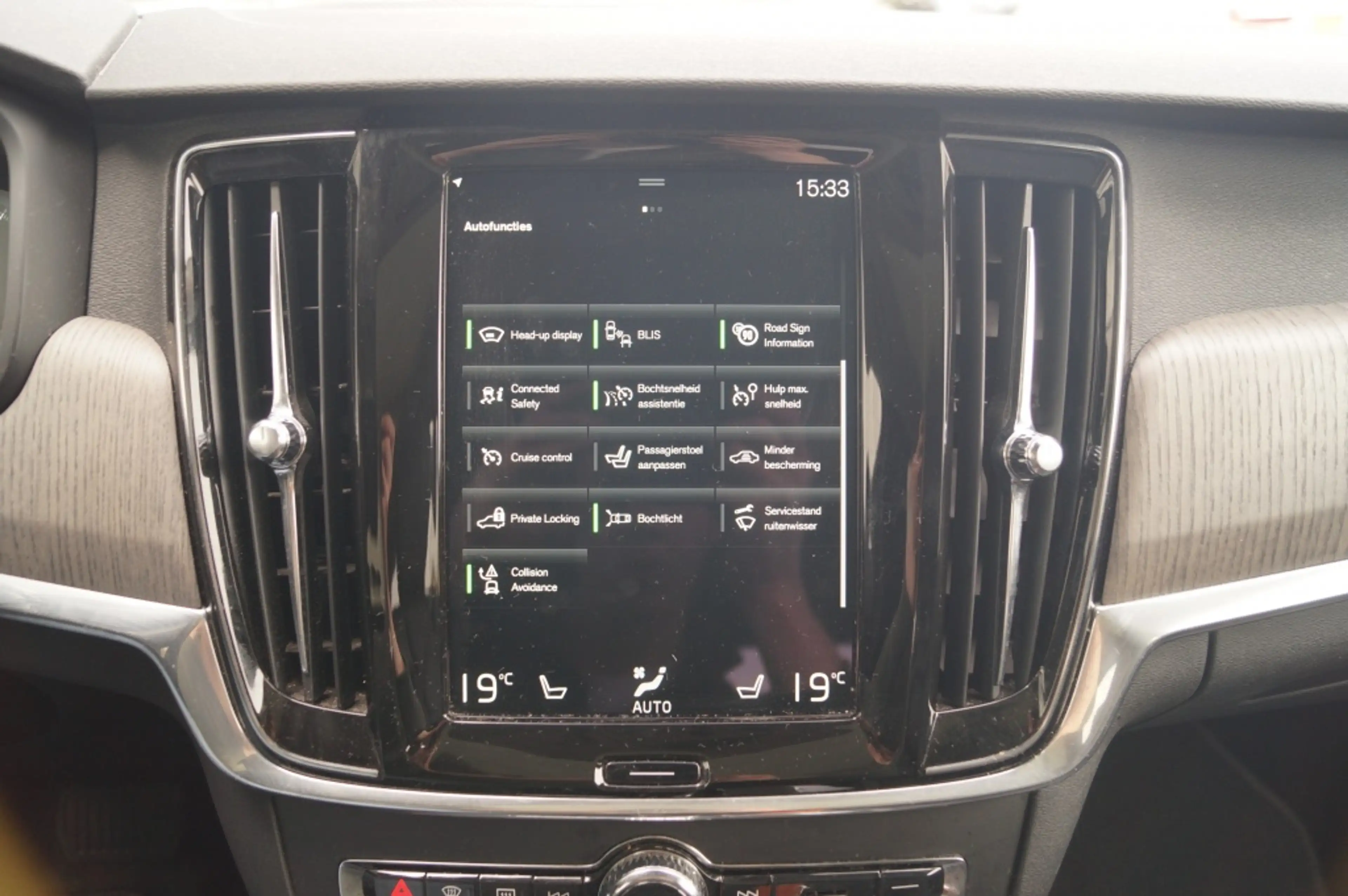 Volvo V90 Cross Country 2.0 B5 250pk AWD Pro -PANO-LEER-CAM-ECC-NAVI- — photo 19