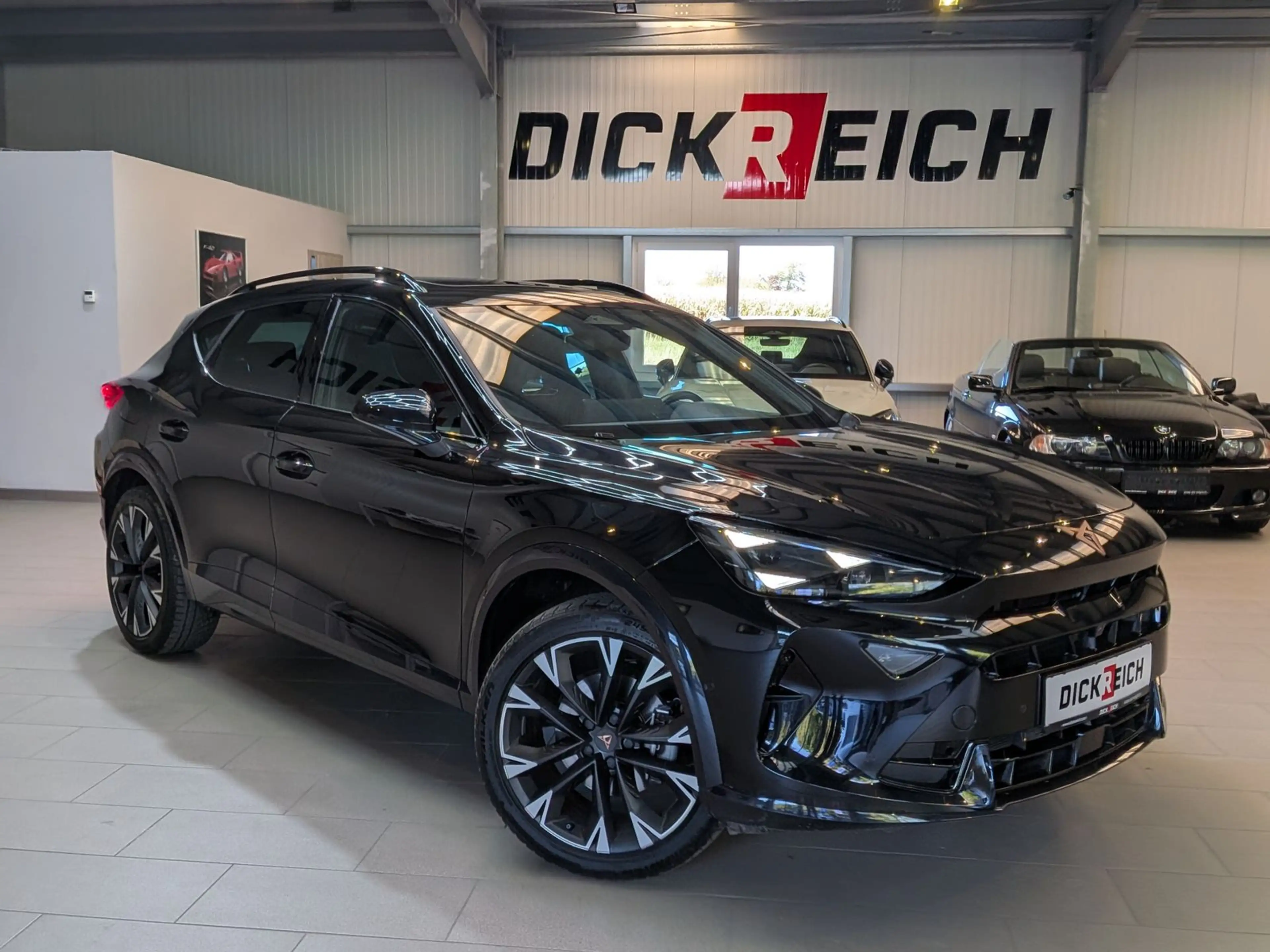 CUPRA Formentor 1.5 eTSI Pano Sennh DCC Matrix AHK 19" — photo 2