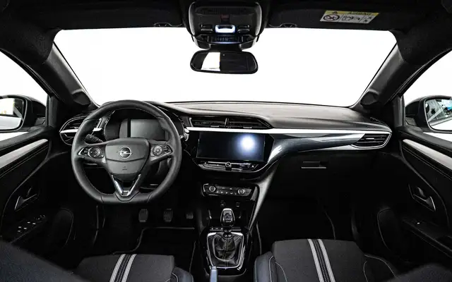 Opel Corsa view 10