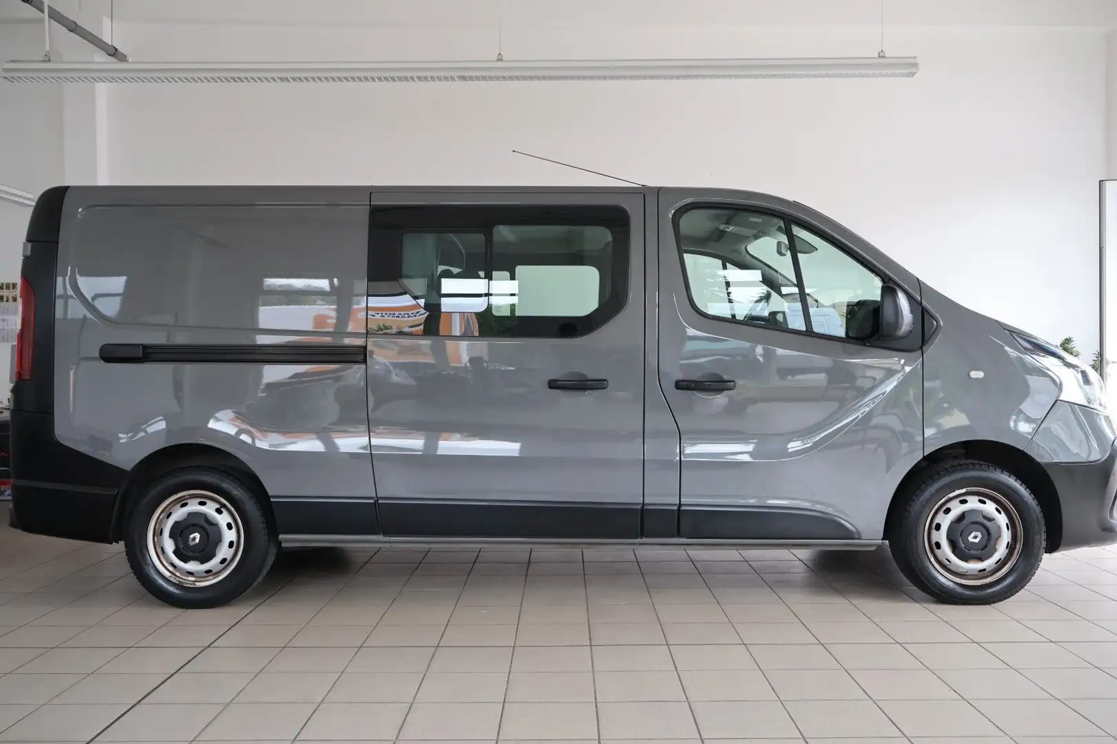 Renault Trafic Kasten L2H1 Doka 2,9t Komfort 6 Sitze Gris - 2