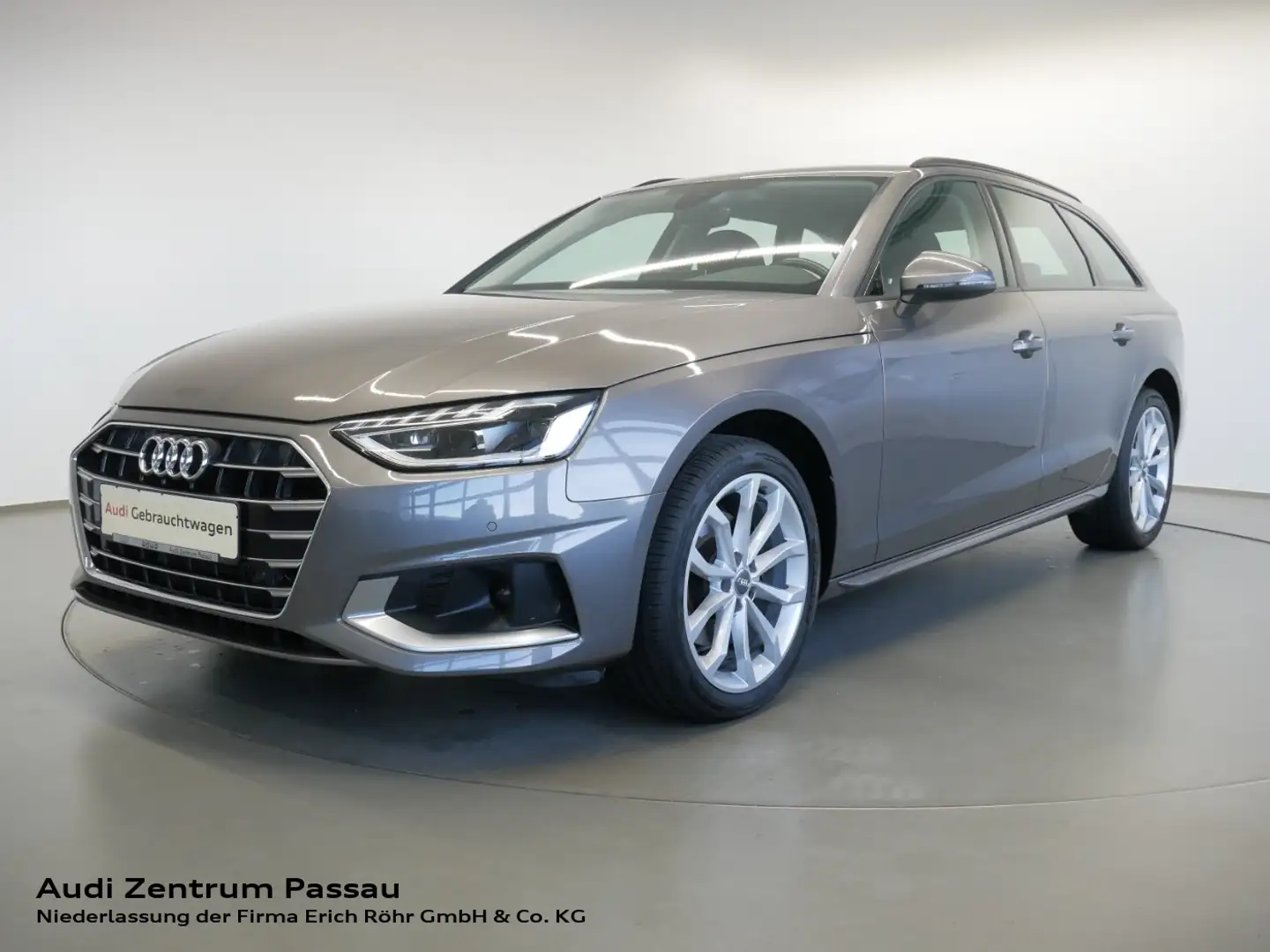 Audi A4 Avant 30 TDI S tro. advanced LED NAVI+ PDC+ GRA SH Grigio - 1