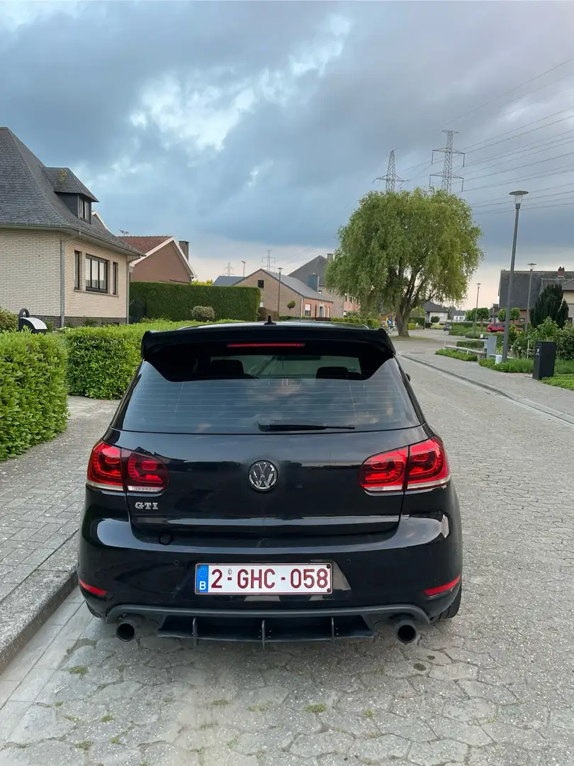Volkswagen Golf GTI - 2