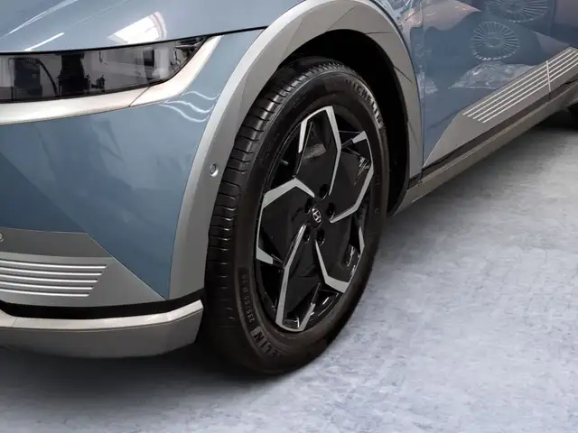 Hyundai IONIQ 5 view 6