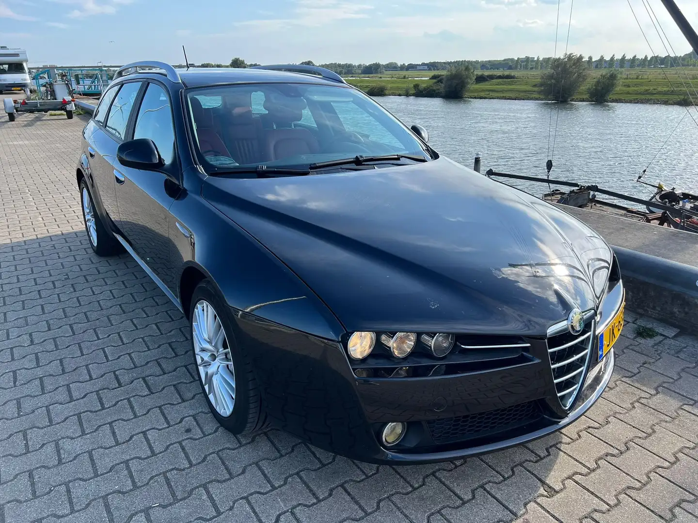 Alfa Romeo 159 159 1.9 JTS Elegante Zwart - 2