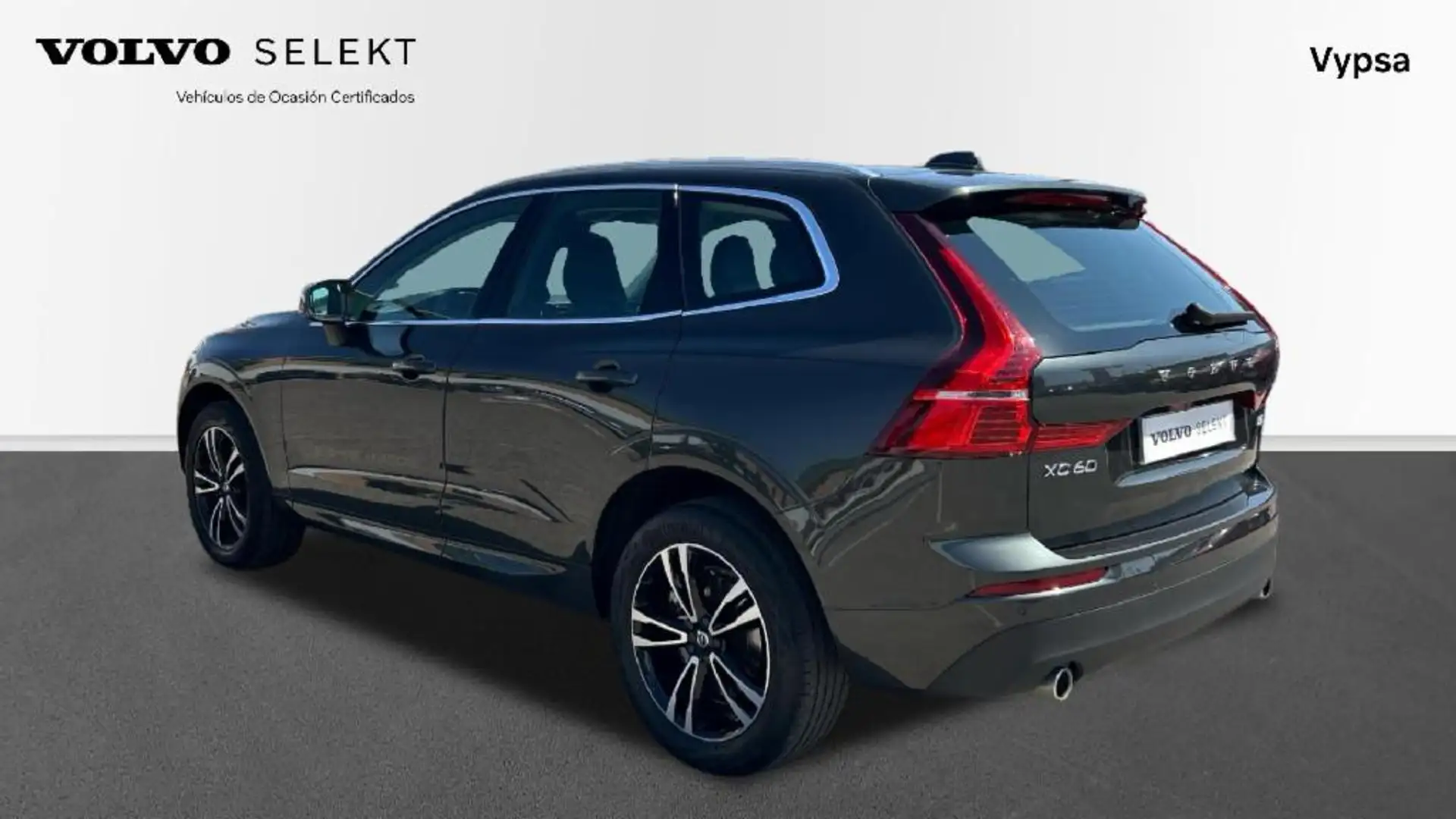 Volvo XC60 2.0 B4 D MOMENTUM PRO AUTO 4WD 197 5P - 2