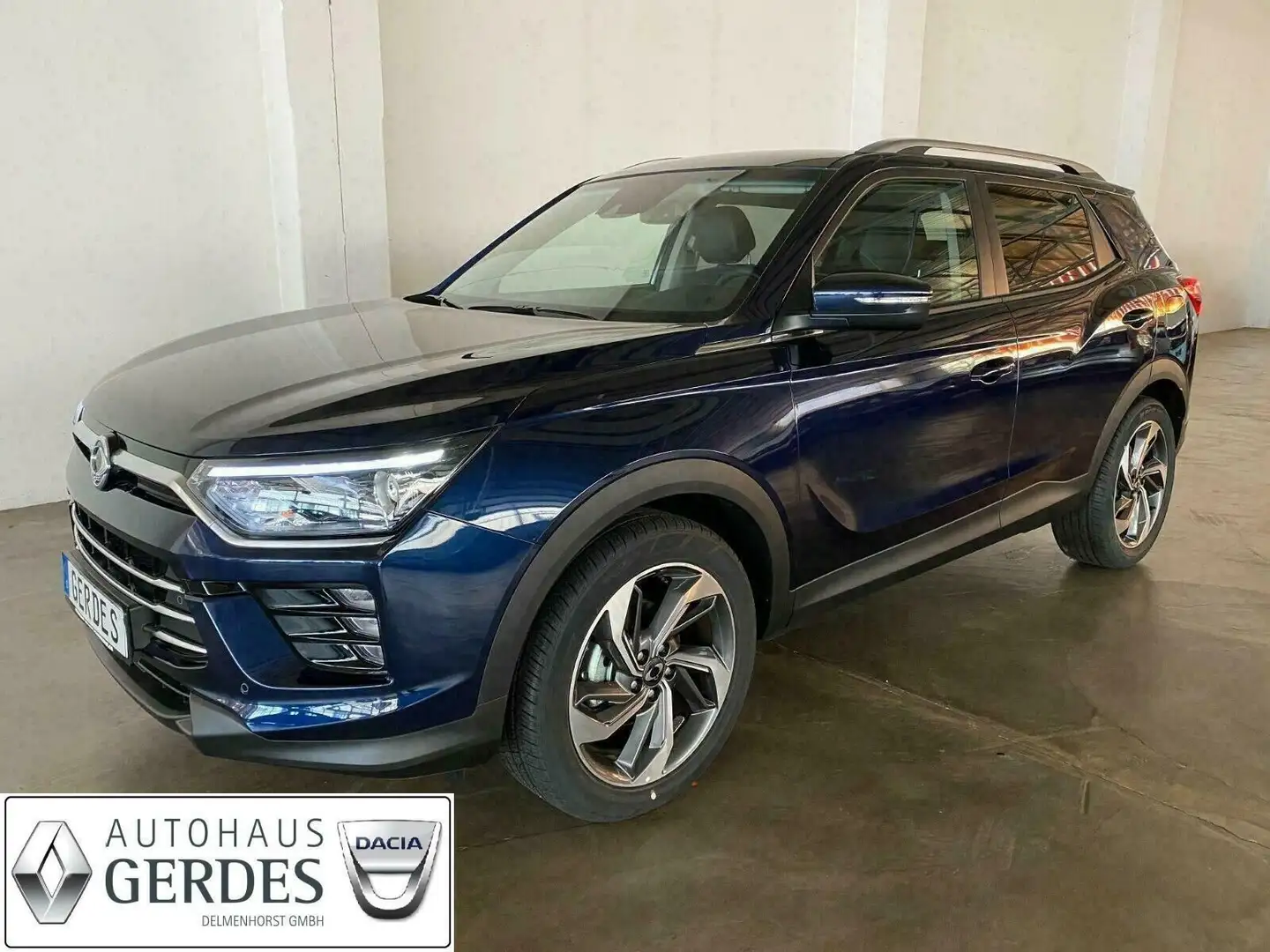 SsangYong Korando Onyx 1.6 2WD "eleganter SUV" Blau - 1