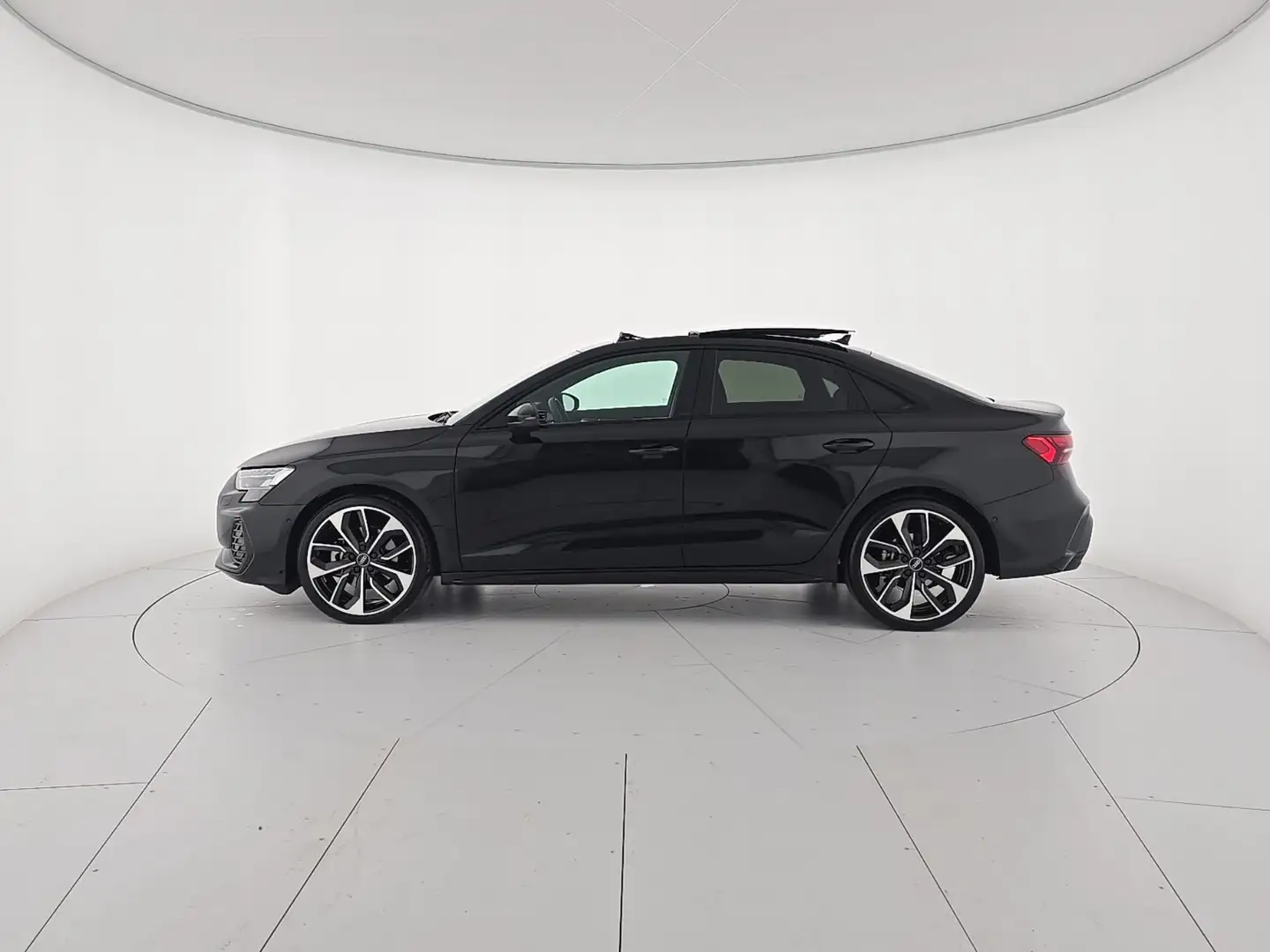 Audi A3 Sedan 35 TFSI S tronic S line edition Nero - 2