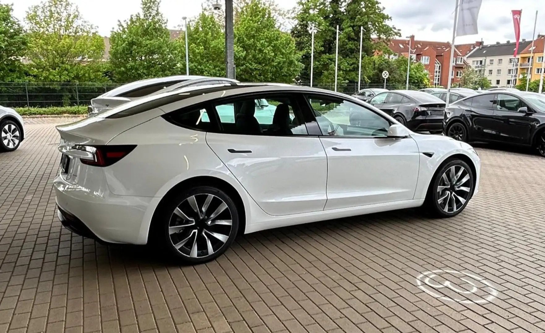Tesla Model 3 Model 3 Allradantrieb Dual Motor Performance Weiß - 1