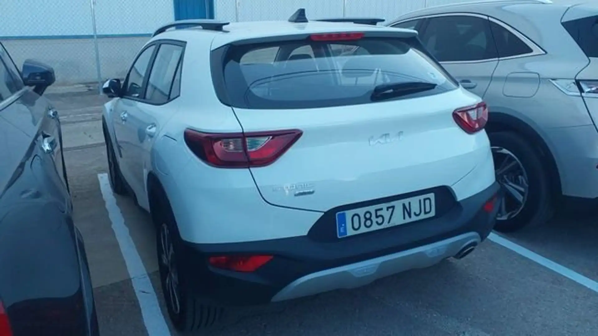 Kia Stonic 1.0 T-GDi MHEV Concept 100 Blanco - 2