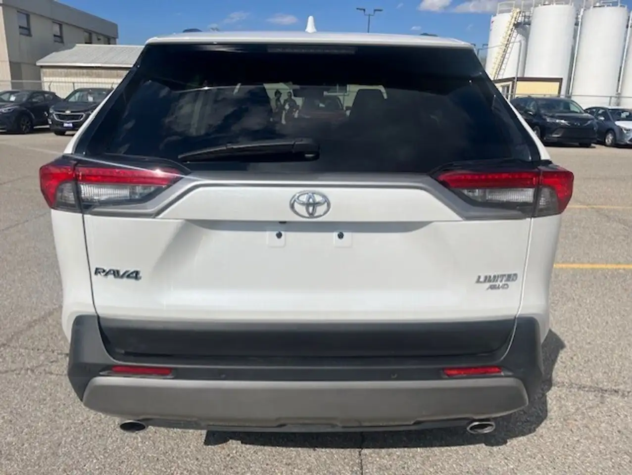 Toyota RAV 4 снимка Toyota RAV 4