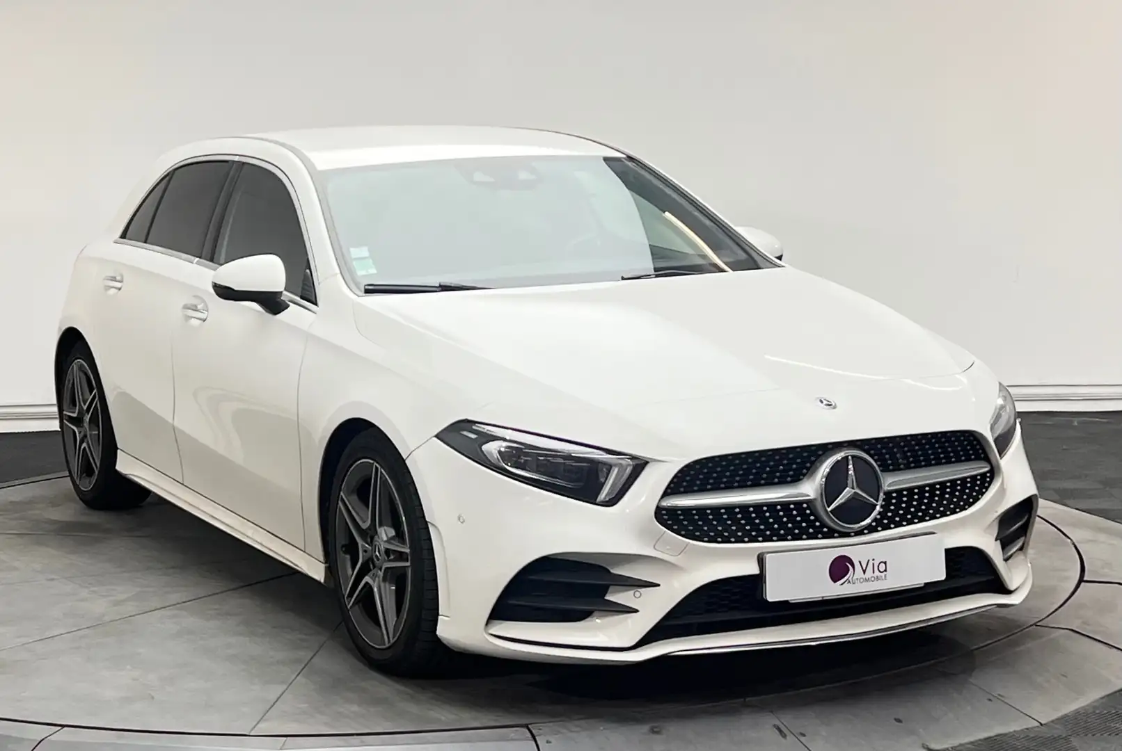 Mercedes-Benz A 180 180 d 116 ch AMG Line - Suivi Complet - Caméra de recul - Led Ambiance Weiß - 2