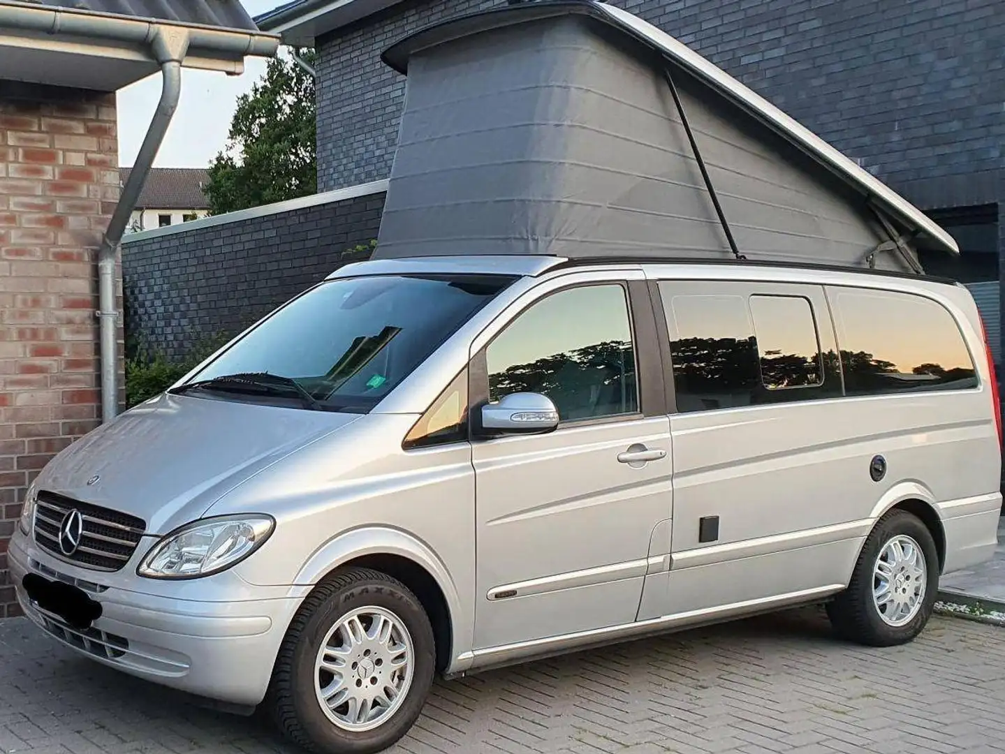 Mercedes-Benz Marco Polo Plateado - 1
