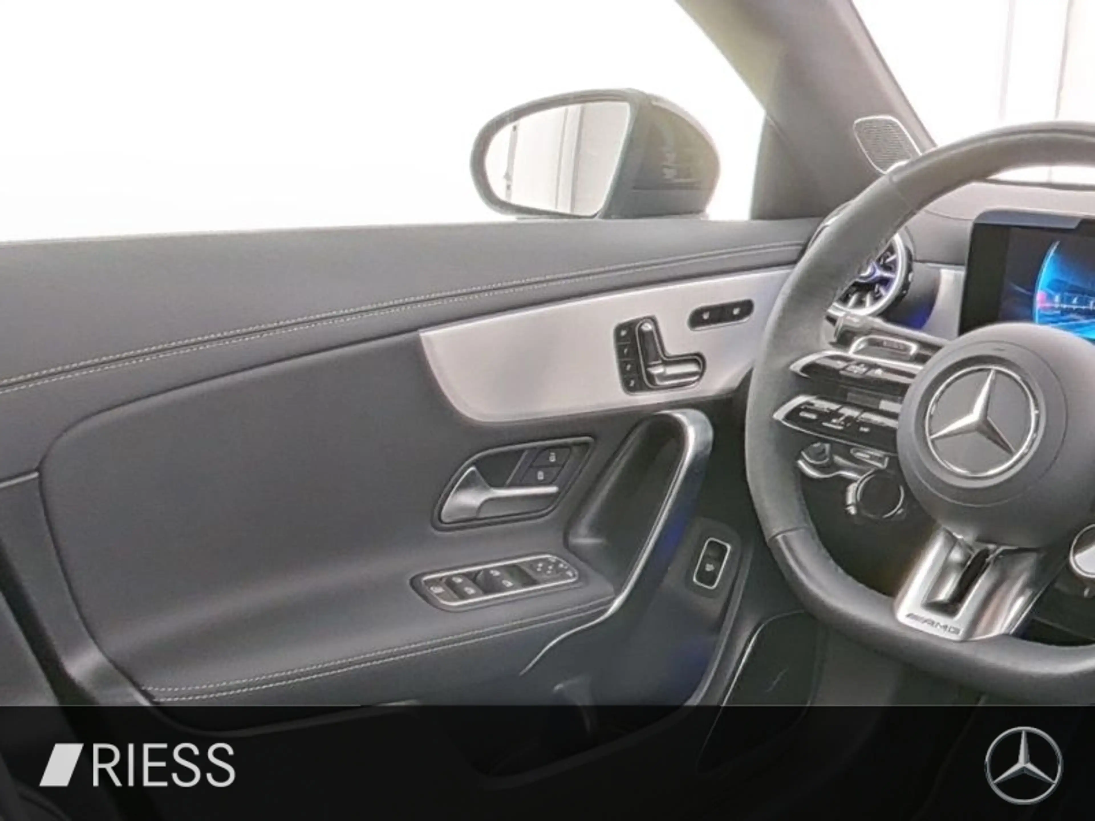 Mercedes-Benz CLA 45 AMG S 4MATIC+ Coupé 360 AUT Bel.Sitz HUD — photo 9