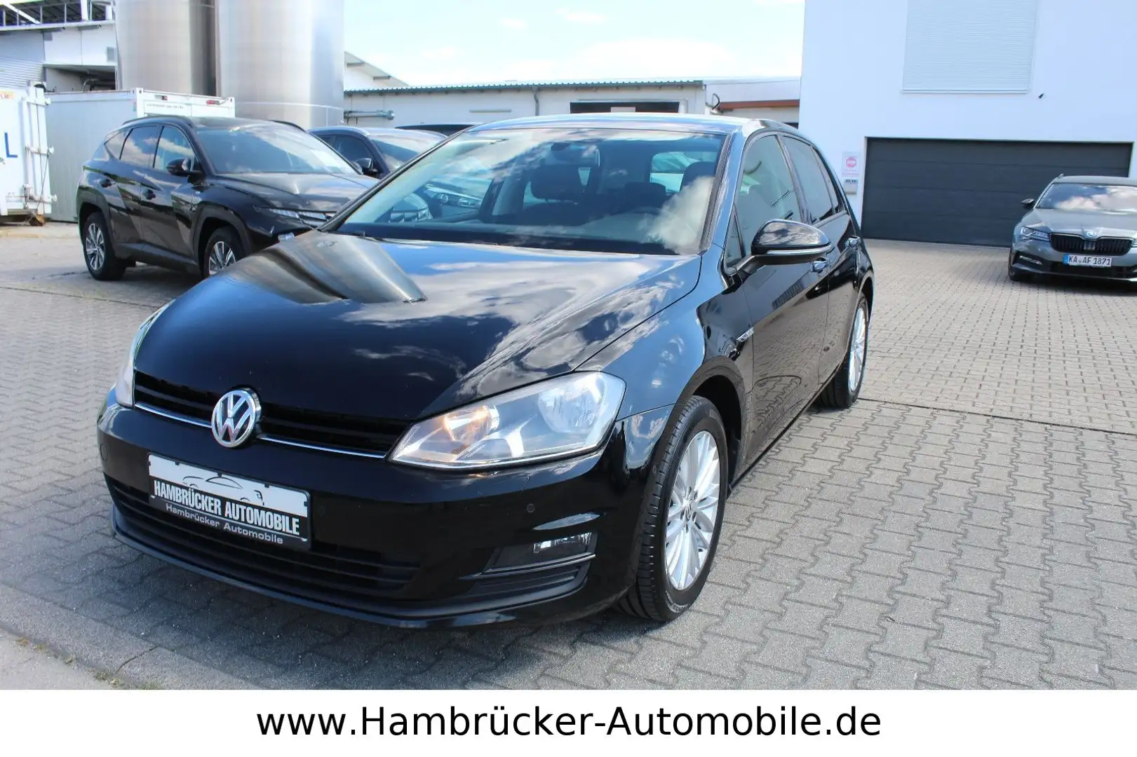 Volkswagen Golf VII Lim. Cup BMT~2.Hand~Klima~Shz~2xPdc~EU5 Schwarz - 2