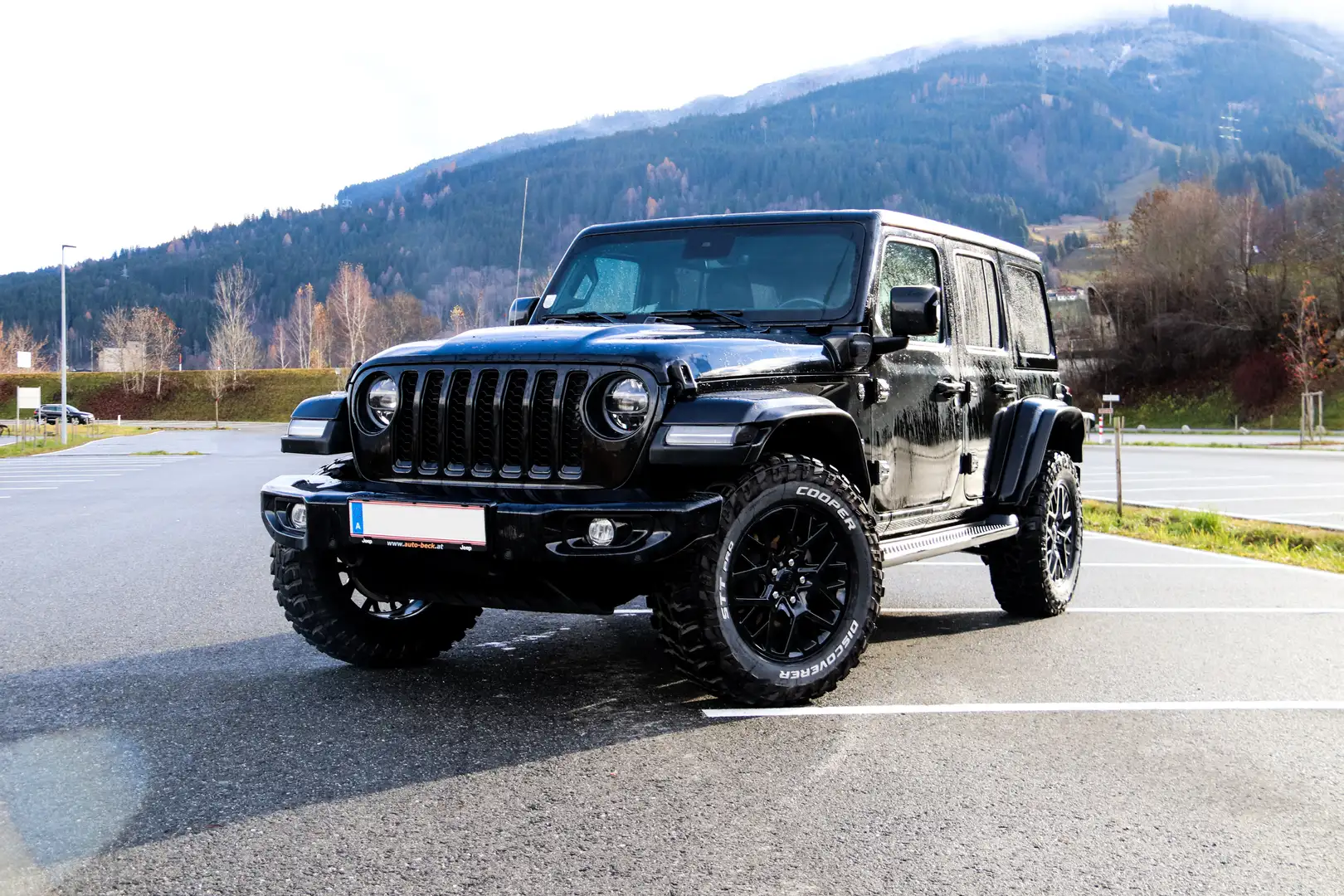 Jeep Wrangler Sahara 2.0 PHEV 380 PS AT 4xe - 1