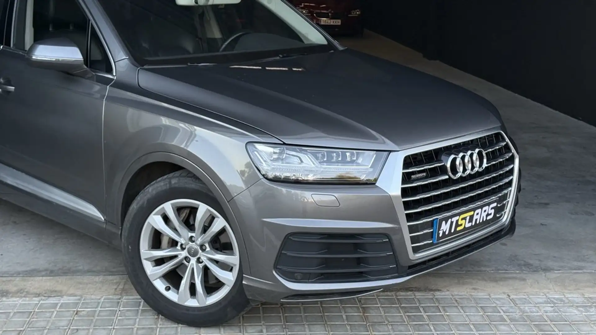 Audi Q7 3.0TDI quattro tiptronic 160kW Grijs - 2