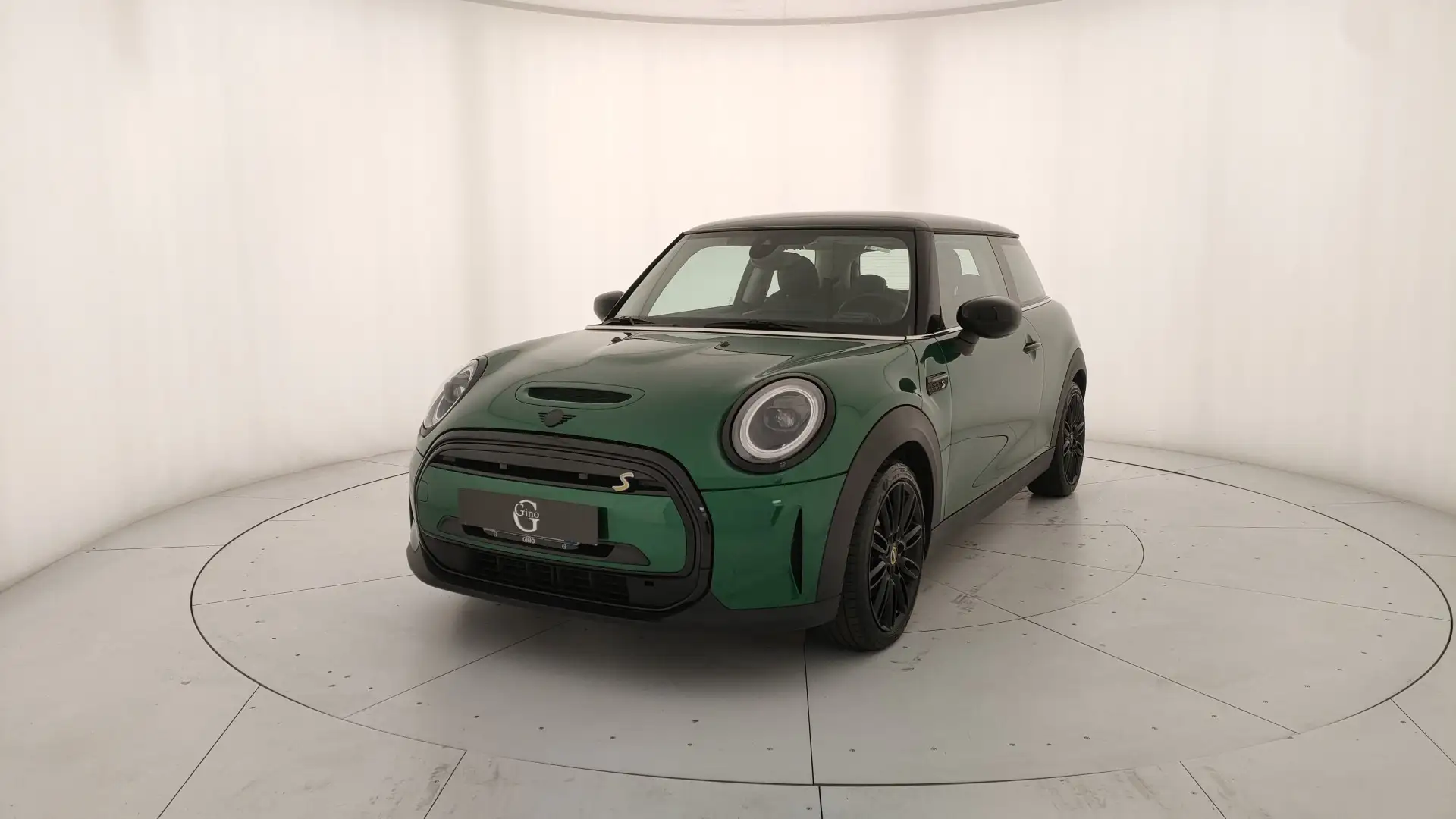 MINI Cooper SE 3p Cooper SE Classic auto Grün - 1