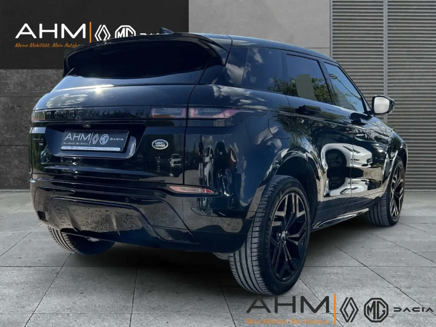 Land Rover Range Rover Evoque HST 2.0 P300 Mild-Hybrid Premium Fekete - 2