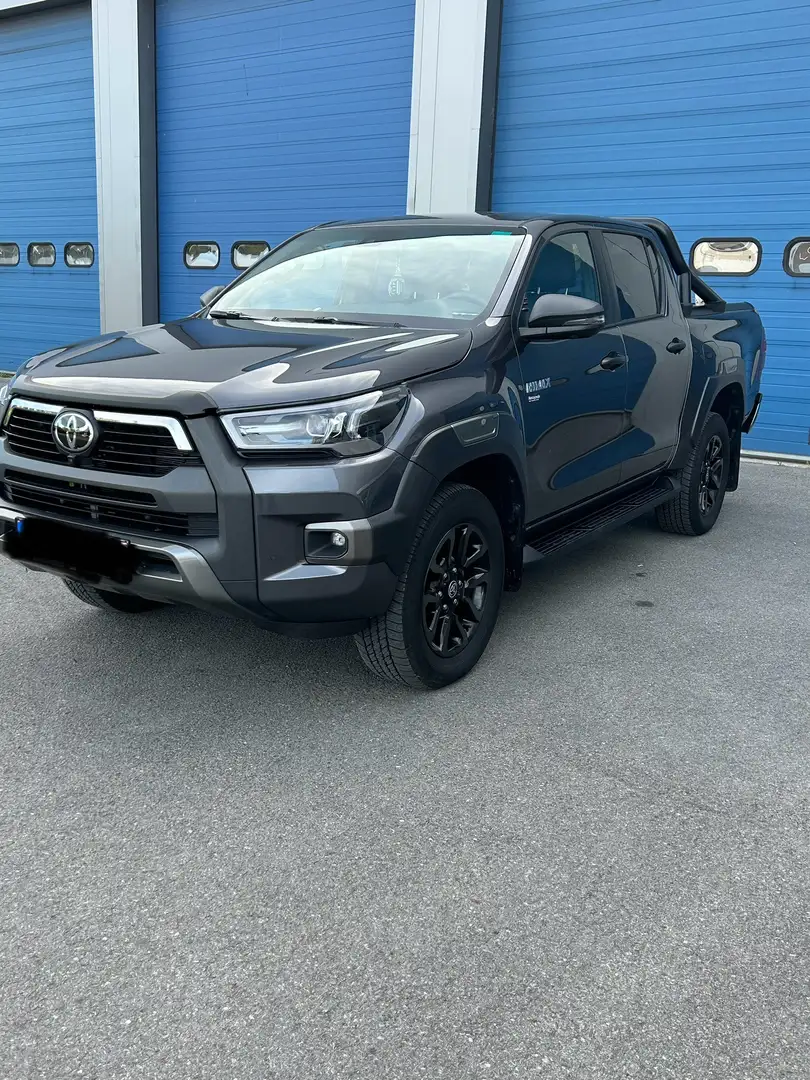 Toyota Hilux 4x4 Double Cab Autm. Invincible - 1