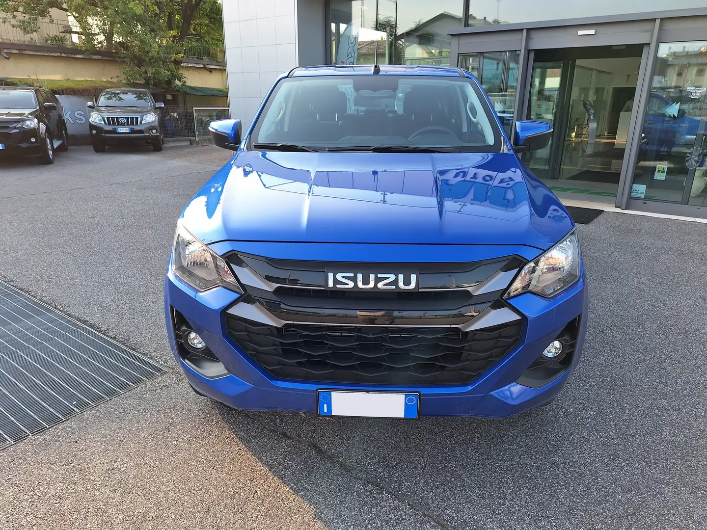 Isuzu D-Max 1.9 Crew N60BB+ 4x4 A/T Aziendale pronta consegna Blauw - 2