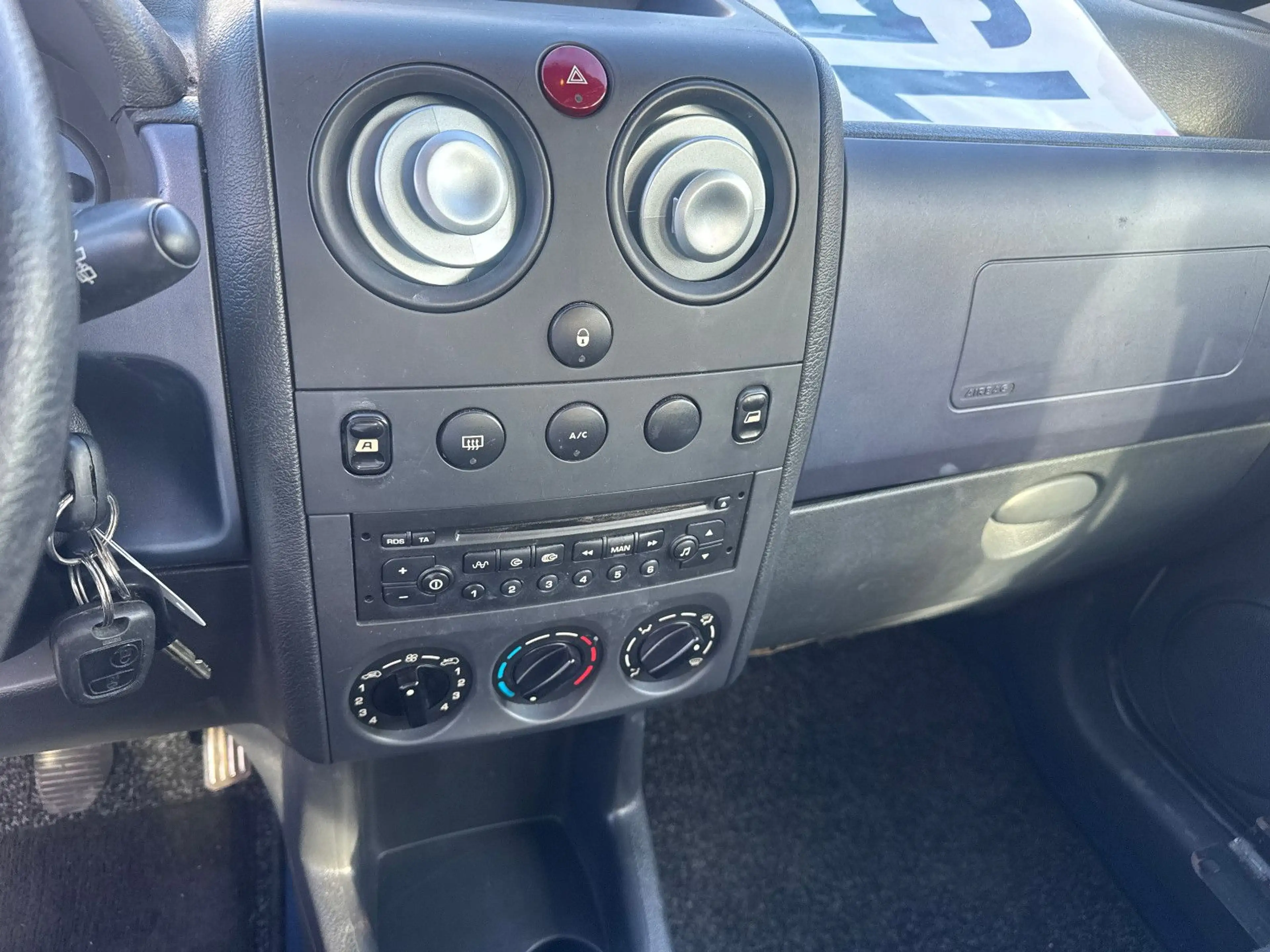 Citroen Berlingo 1.6 16V Multispace Plus ROLLSTUHL — photo 11
