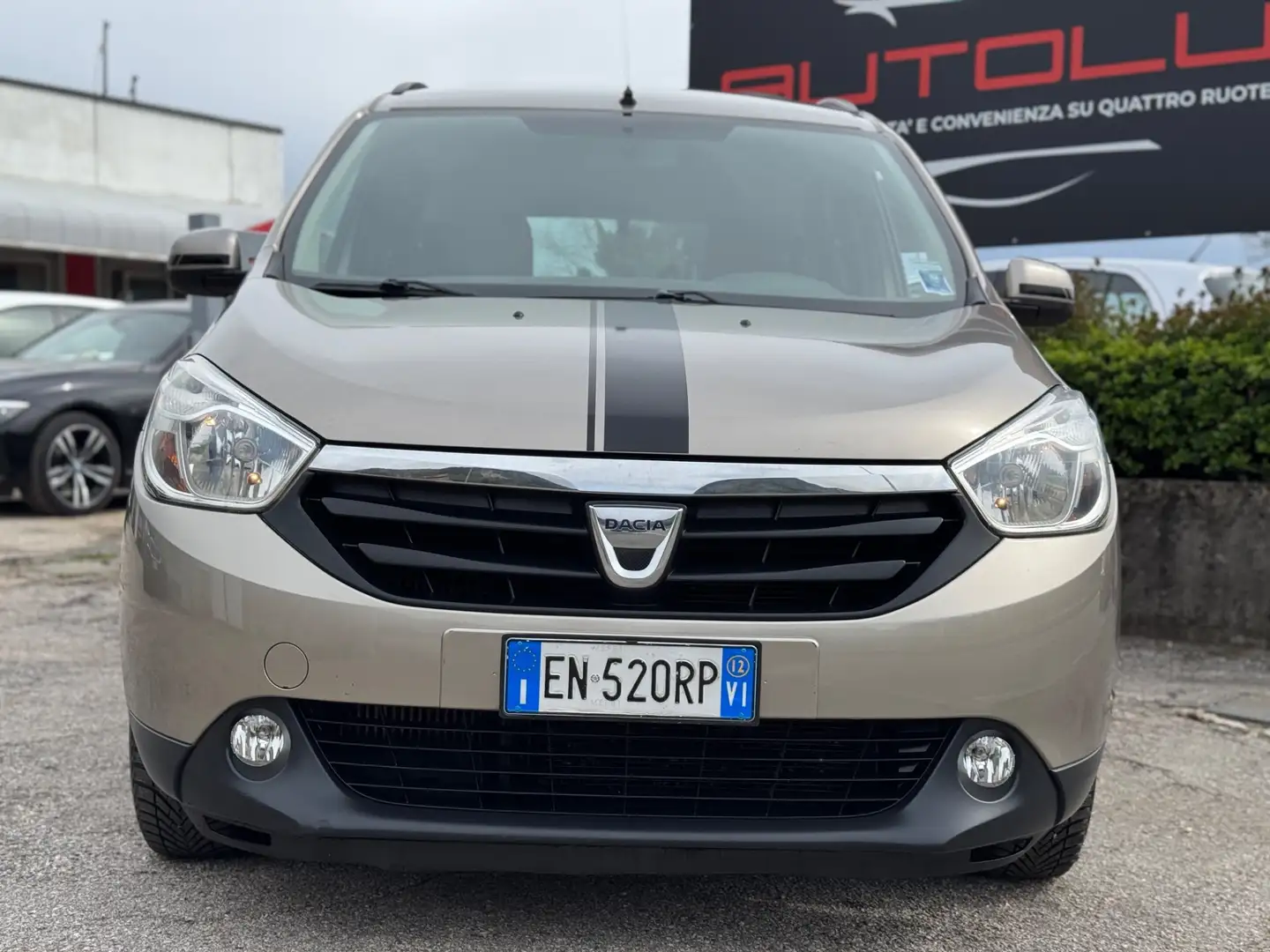 Dacia Lodgy 1.5 dCi 8V 90CV 5 posti Lauréate Grigio - 1
