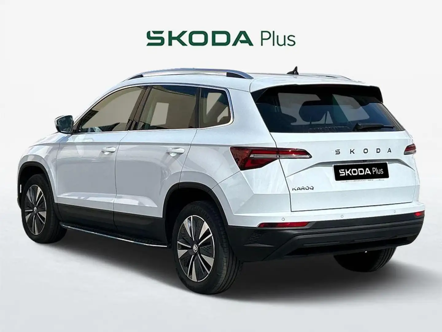 Skoda Karoq 2.0TDI Adblue Selection 85kW Fehér - 2