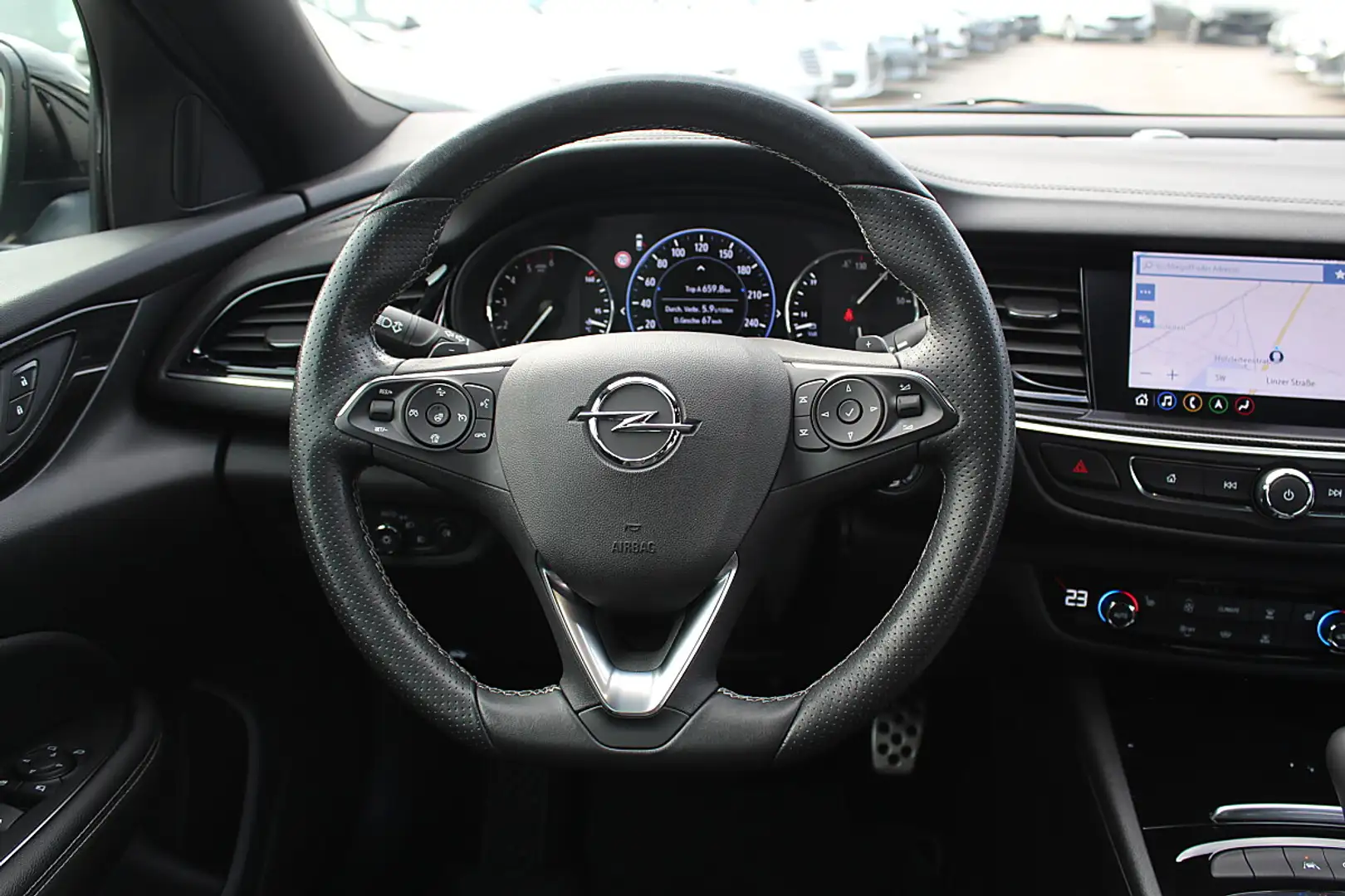 Opel Insignia GS 2,0 CDTI DVH Ultimate Aut. RFK AHK iLUX LED ... Schwarz - 2