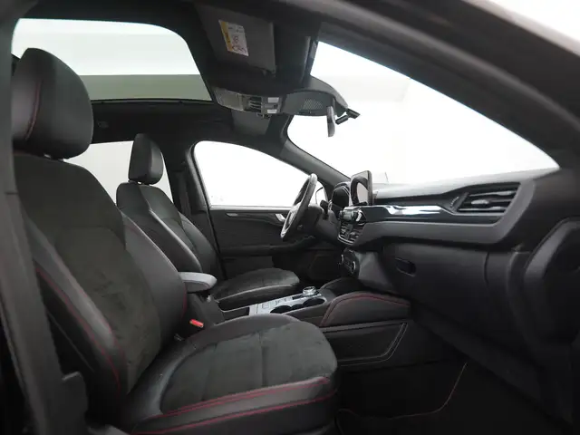 Ford Kuga view 3