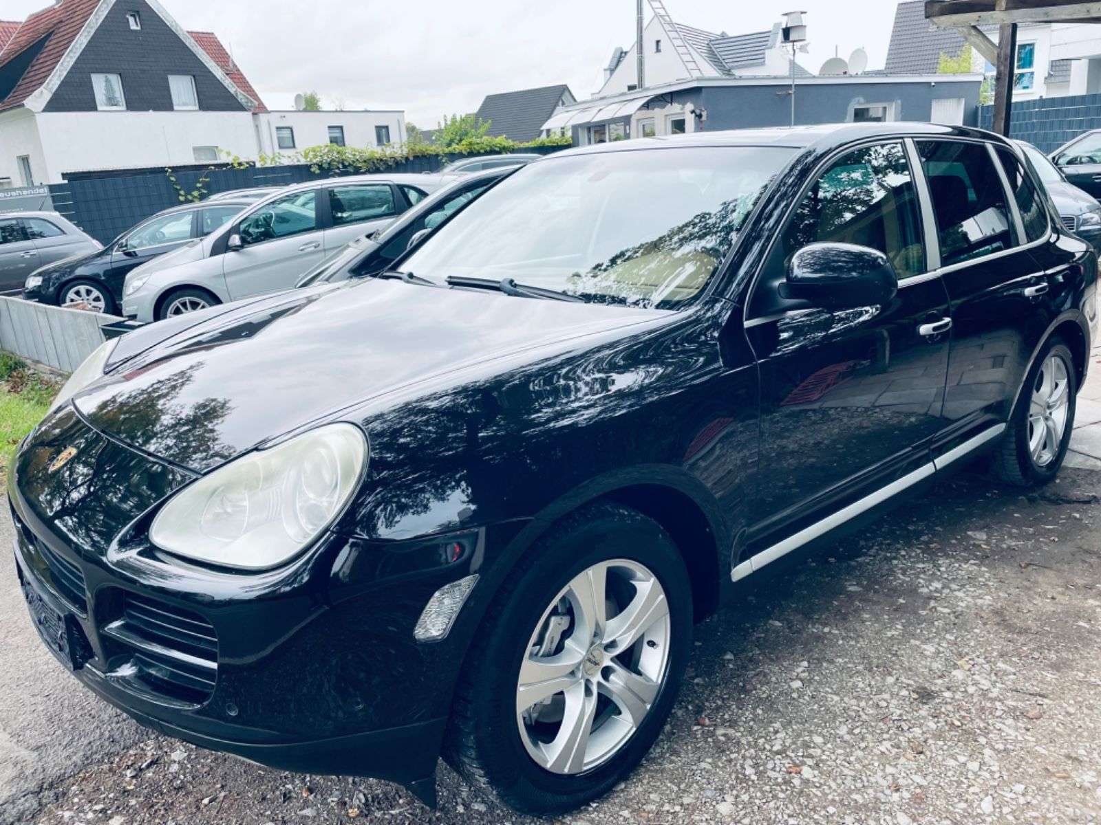 Second hand Porsche Cayenne 