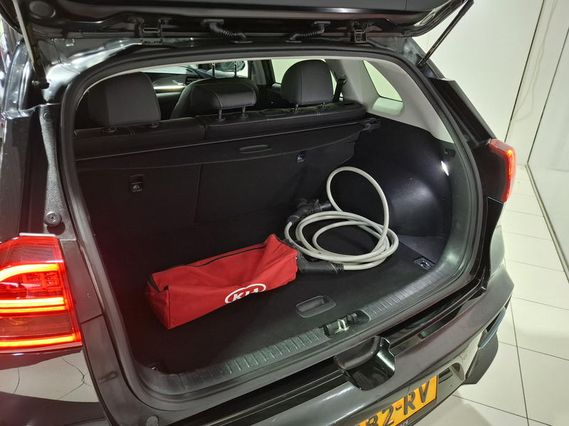 Kia e-Niro DynamicPlusLine 64 kWh SOH 100% Stoel en Stuur ver — photo 7