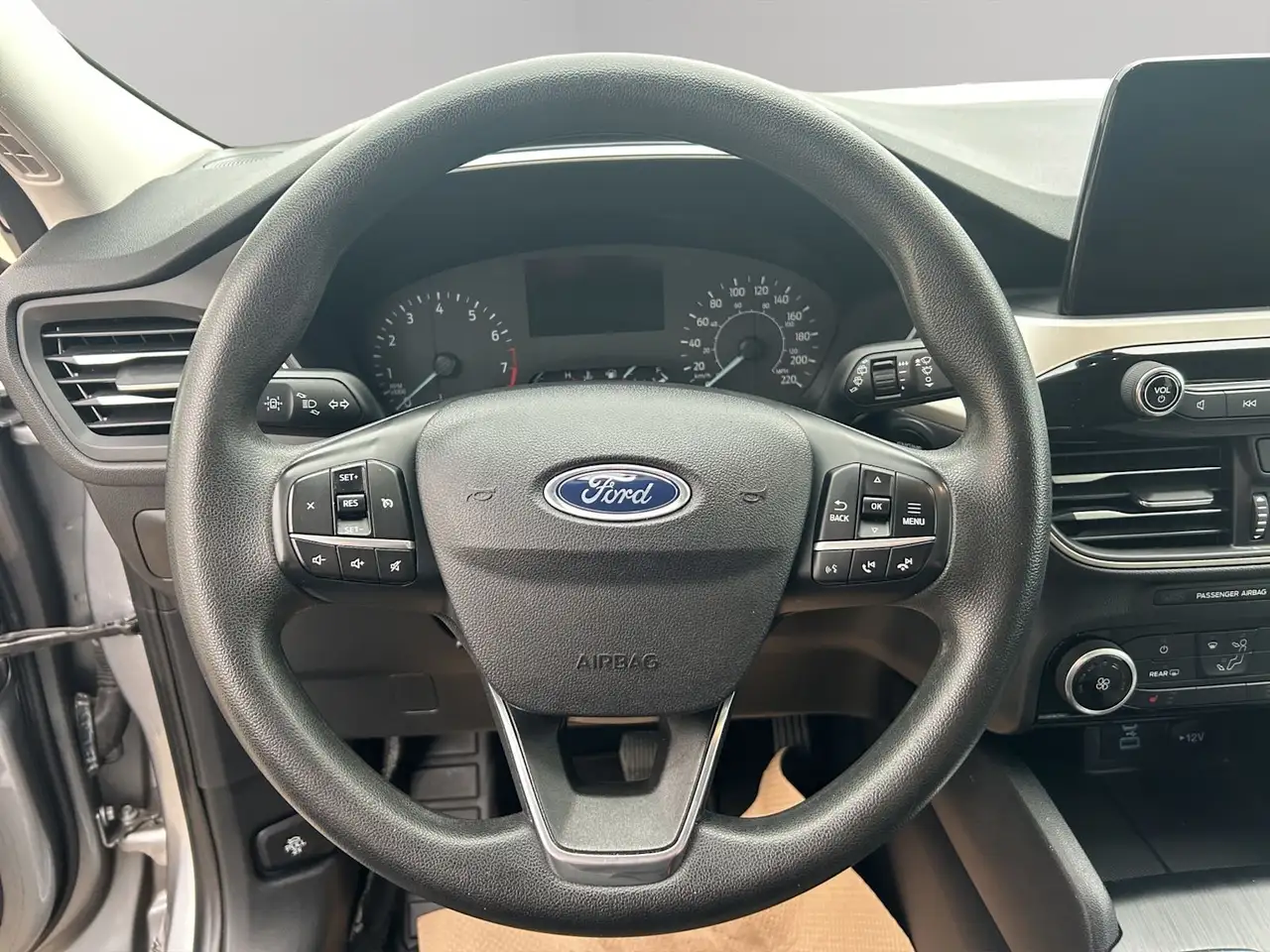 Ford Escape снимка Ford Escape