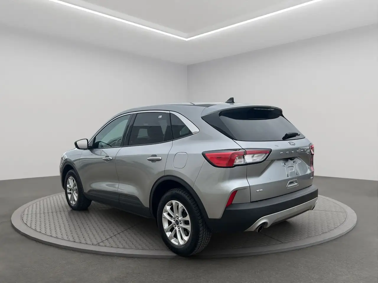 Ford Escape снимка Ford Escape