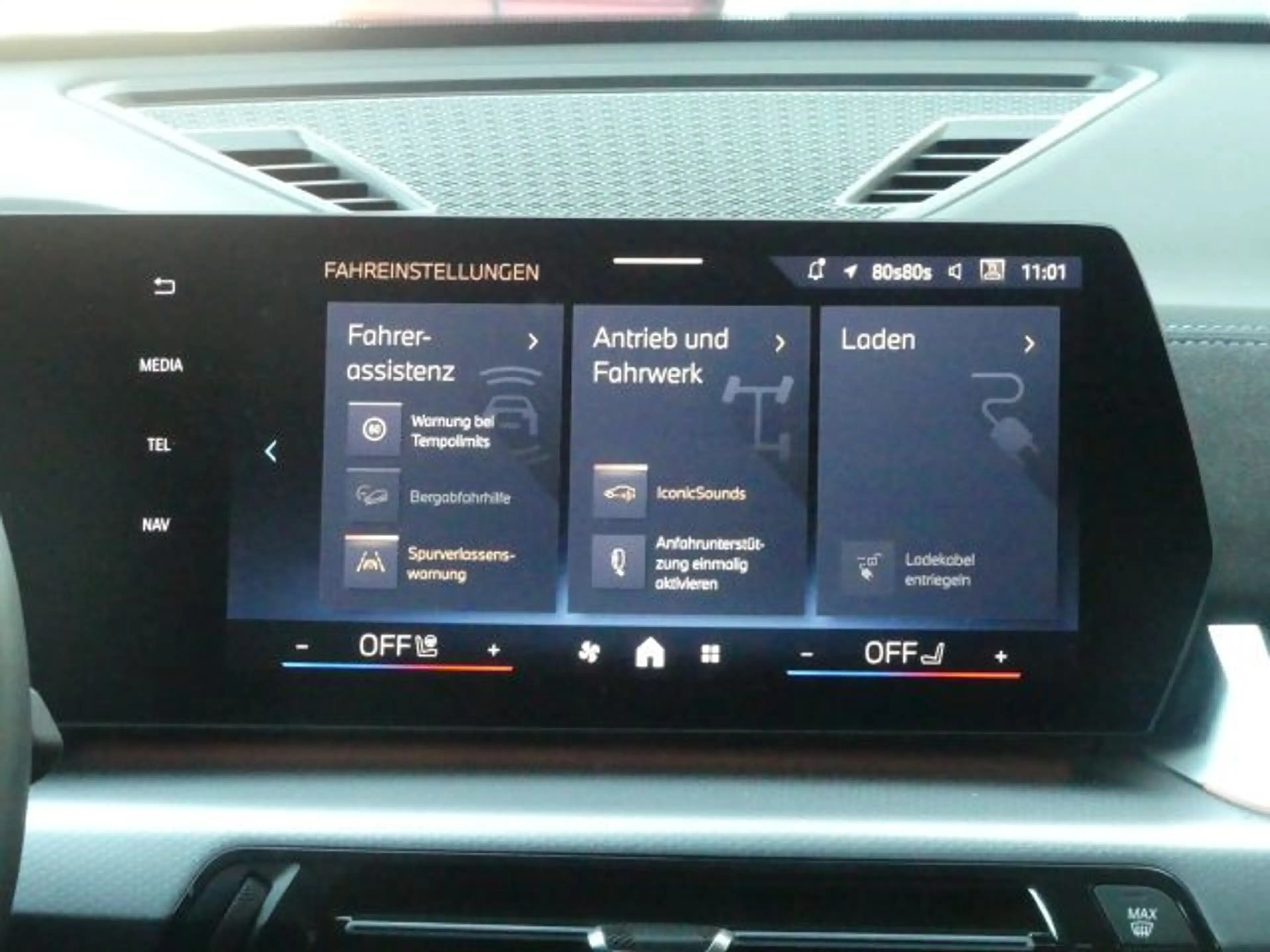 BMW iX xDrive30 M Sportp. ACC°AHK°Ad.LED°Parkass. — photo 23