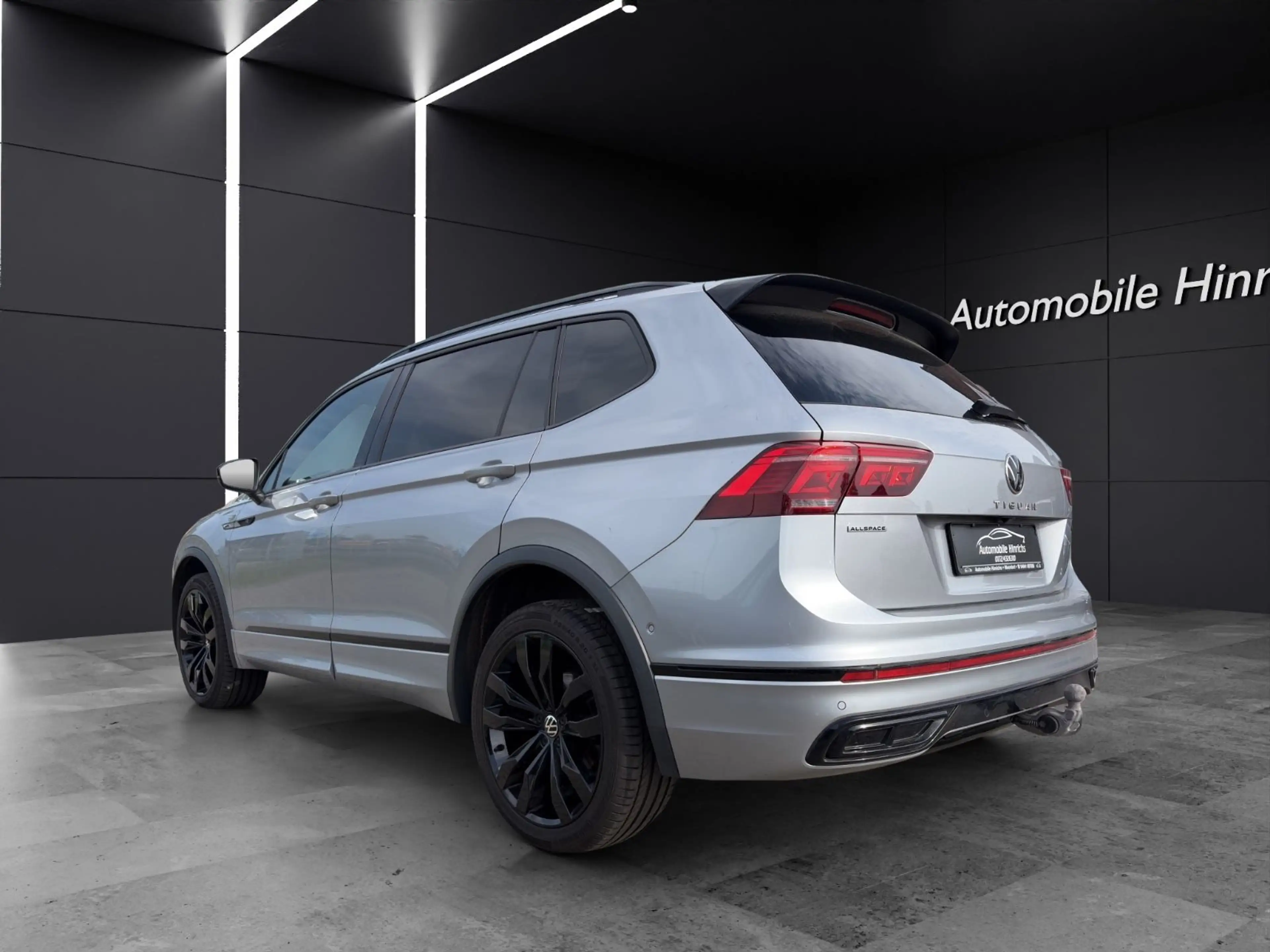 Volkswagen Tiguan Allspace R-Line 4Motion *7 Sitzer*AHK* — photo 7