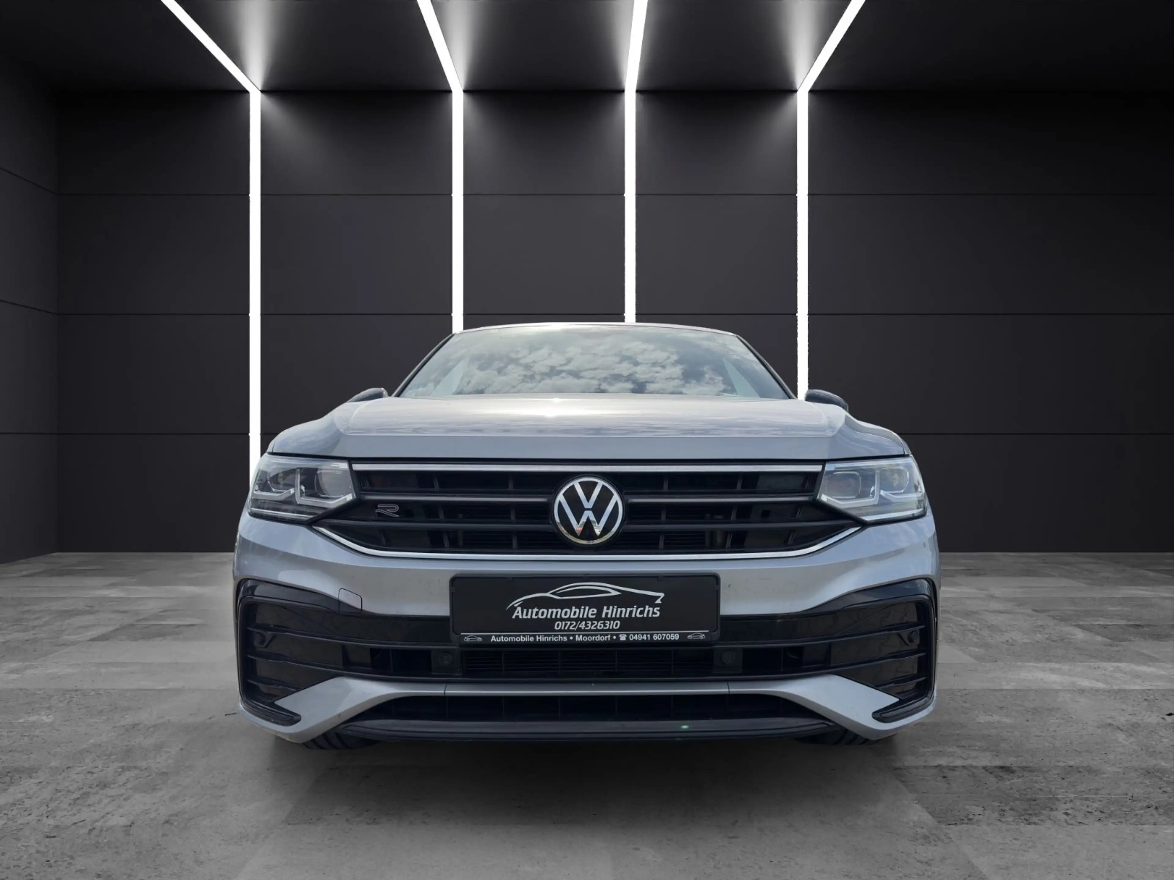Volkswagen Tiguan Allspace R-Line 4Motion *7 Sitzer*AHK* — photo 2