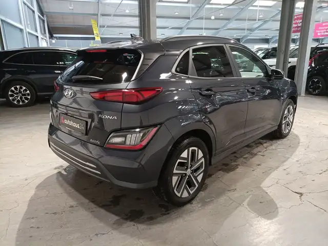Hyundai Kona view 5
