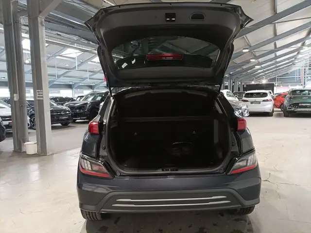 Hyundai Kona view 6