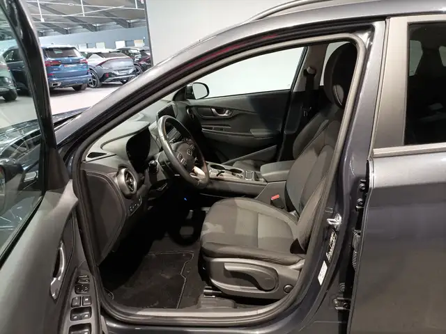 Hyundai Kona view 8