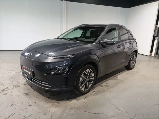 Hyundai Kona view 3