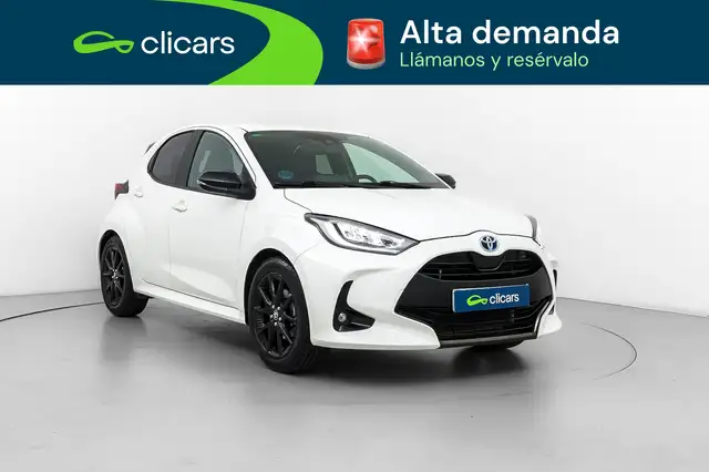 Toyota Yaris view 3