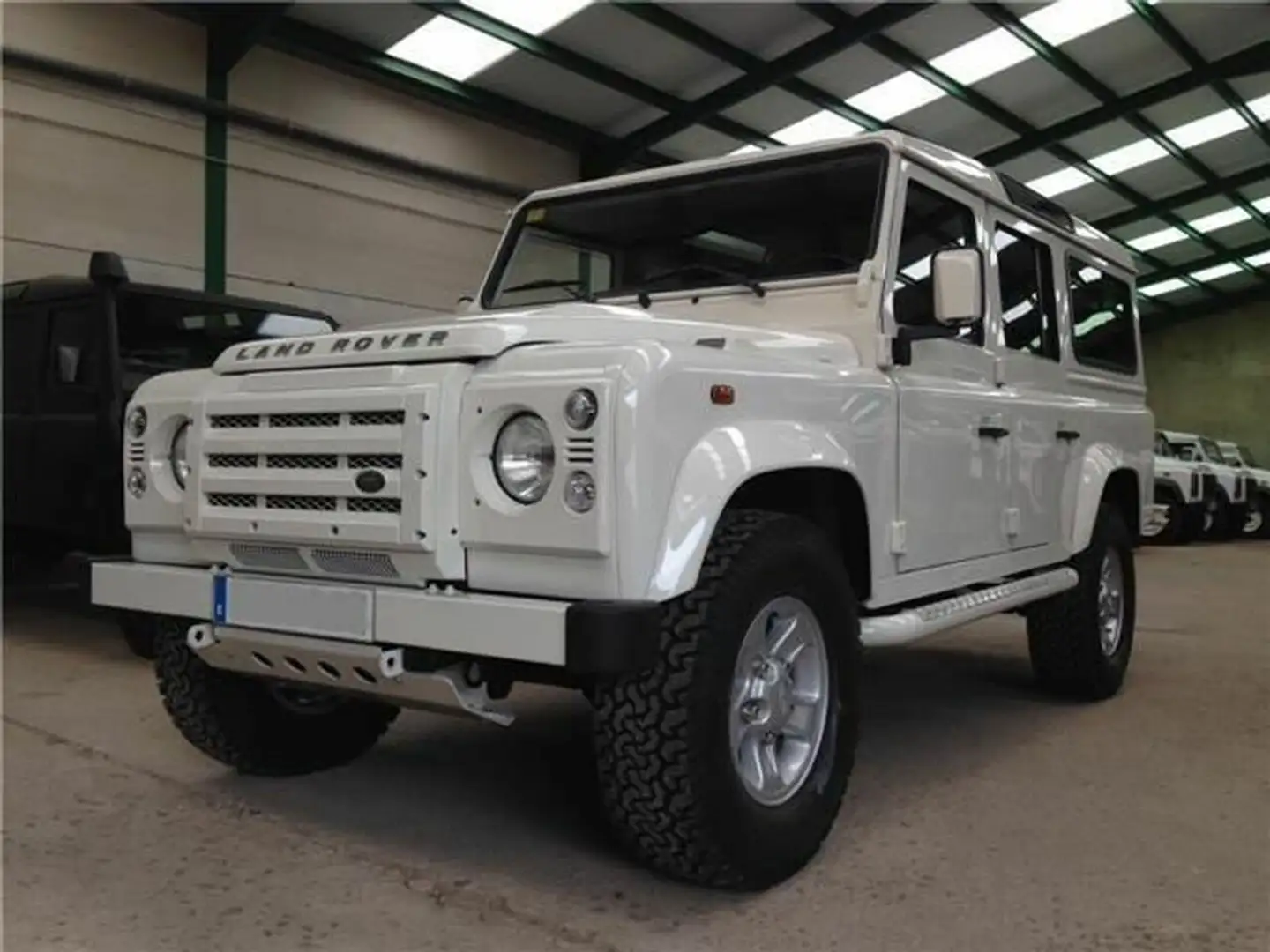 Land Rover Defender 110 SW E Blanco - 1