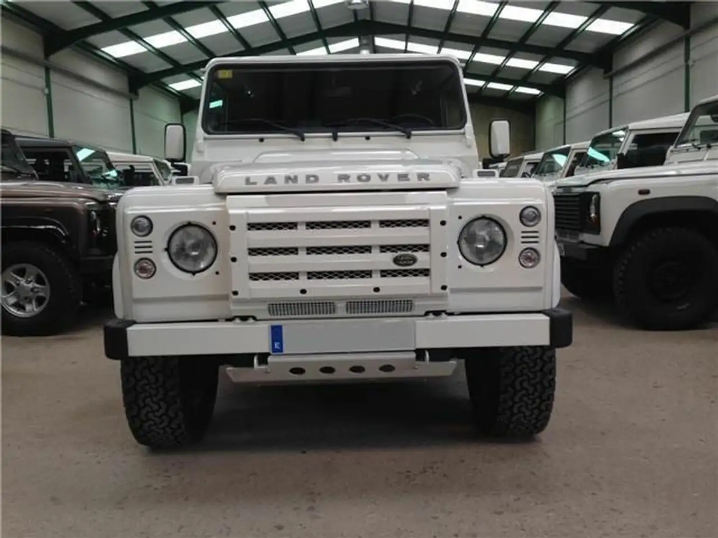 Land Rover Defender 110 SW E Blanco - 2