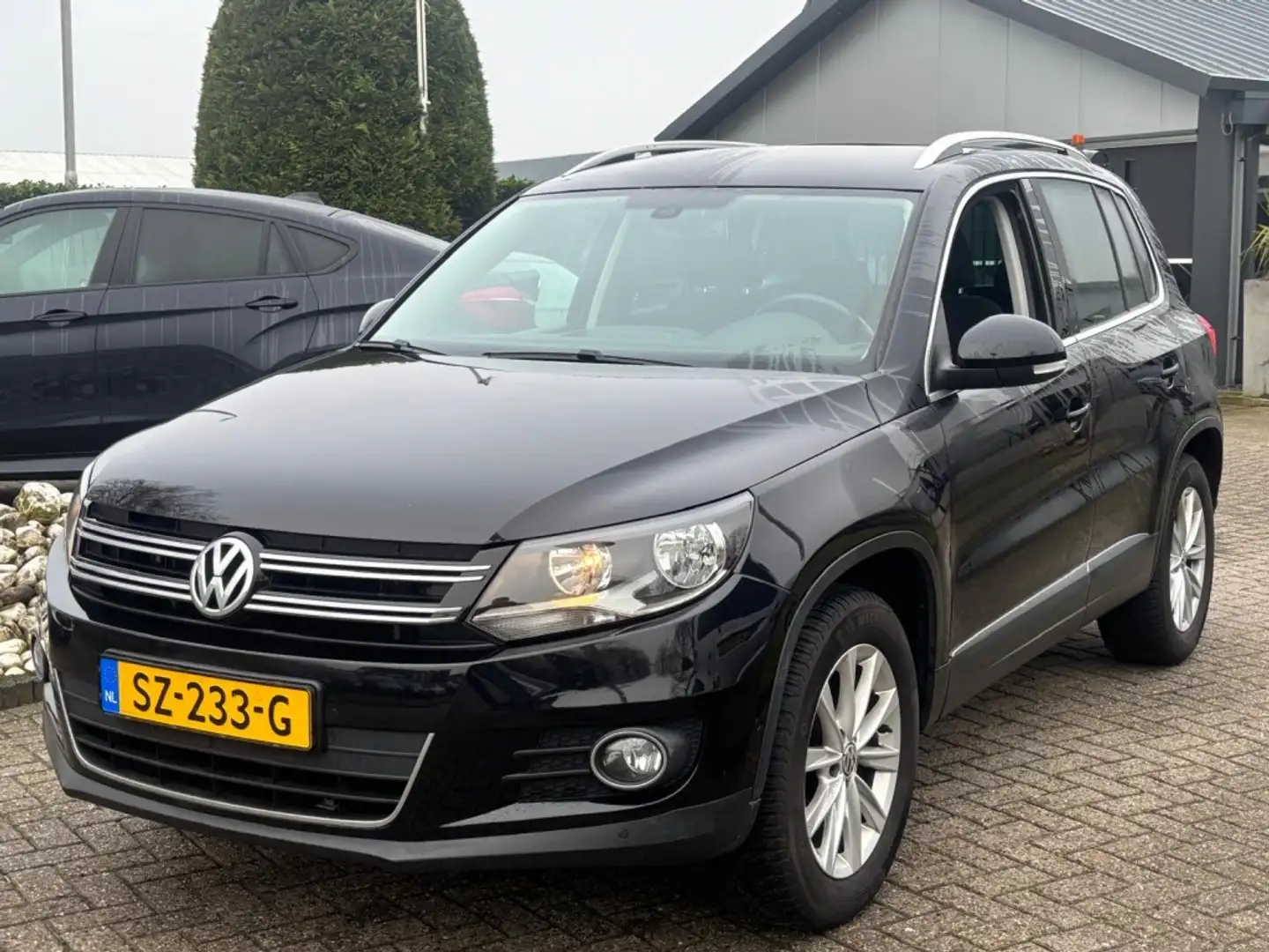 Volkswagen Tiguan 2.0 TDI 2013 Sport&Style Facelift Alcantara Navi Schwarz - 1