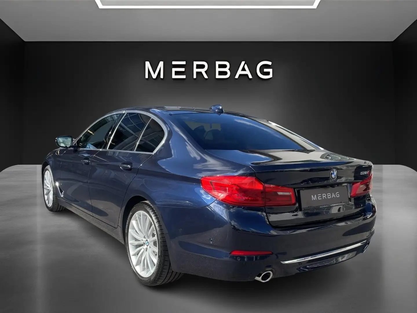 BMW 530 i Aut. Luxury Line Limousine Albastru - 2